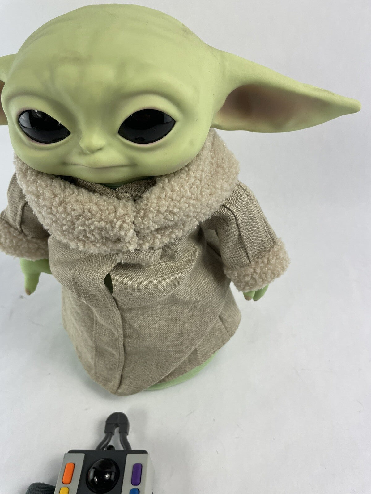 Baby Yoda Grogu The Child Animatronic Plush Star Wars Mandalorian Remote Control