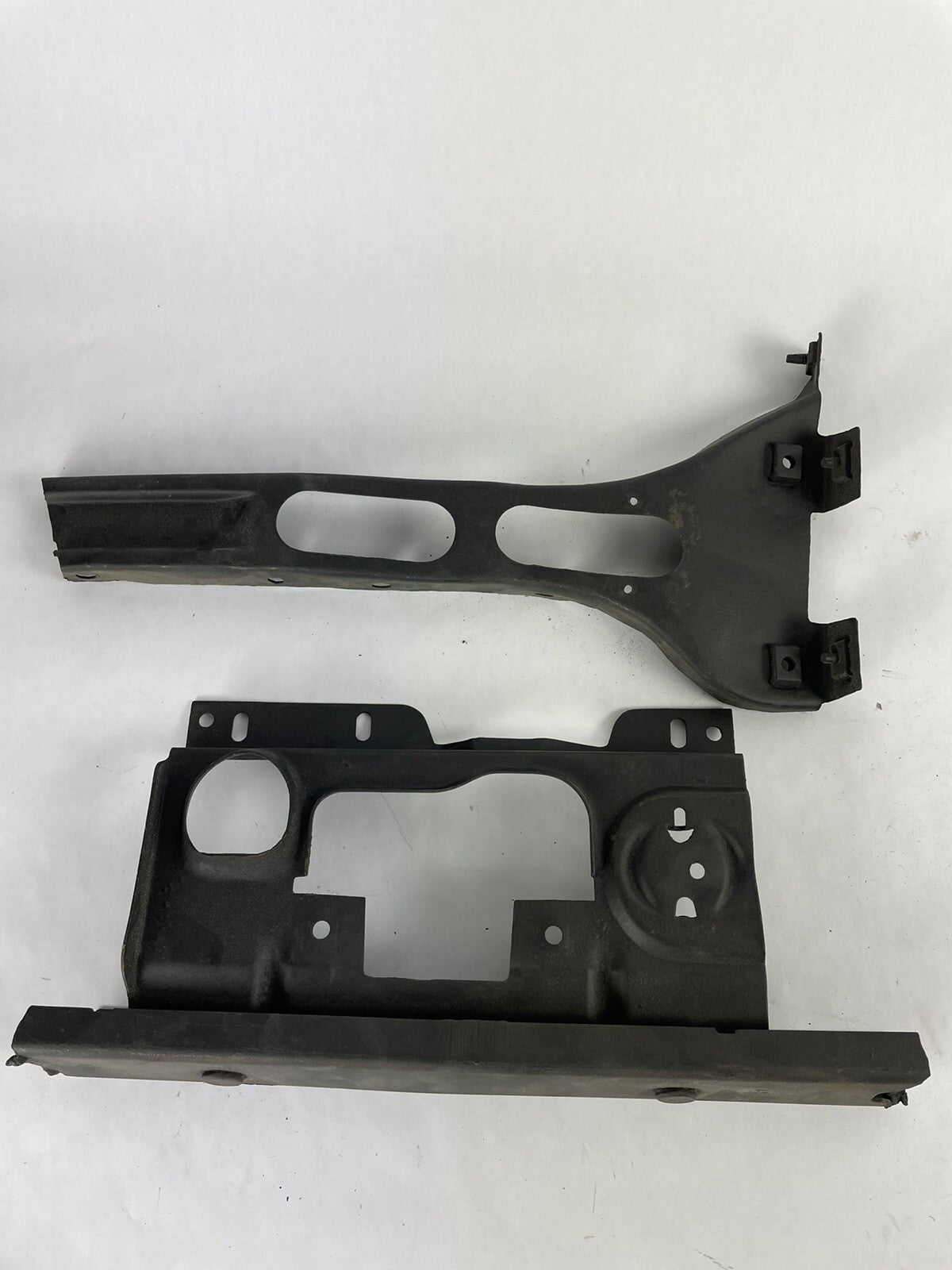 Mopar B-Body front leaf spring mount 1967-1971