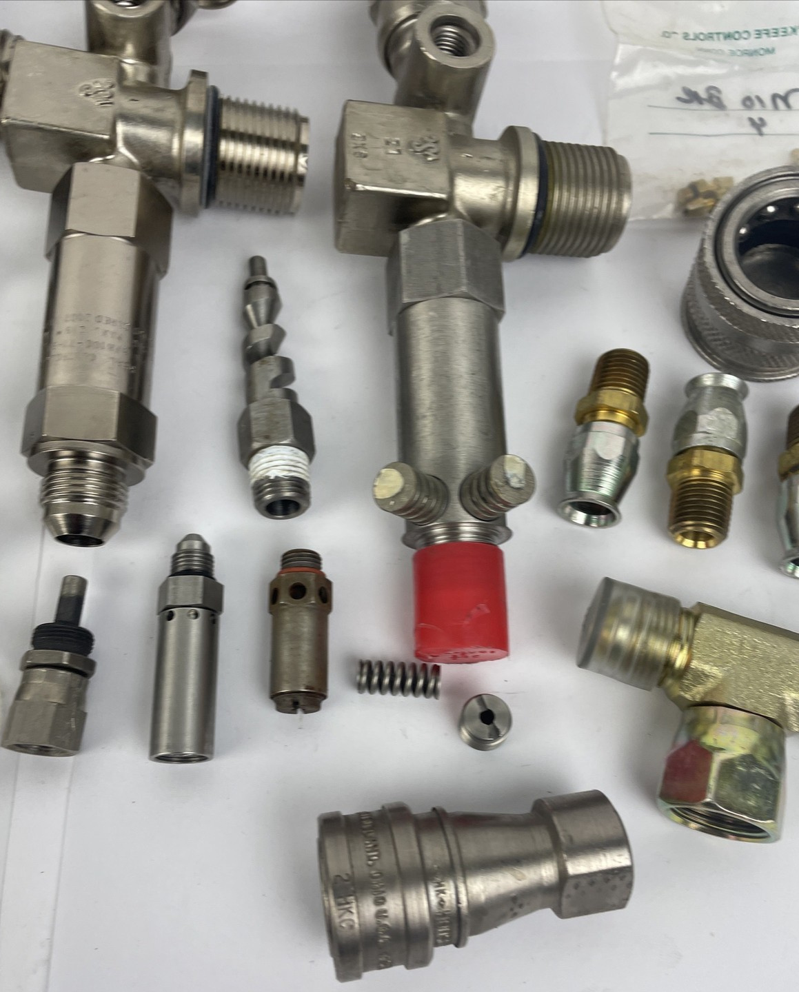 HUGE LOT OF ASST. HYDRAULIC ADAPTERS / FITTINGS SS STEEL, BRASS, JIC Parker GFI