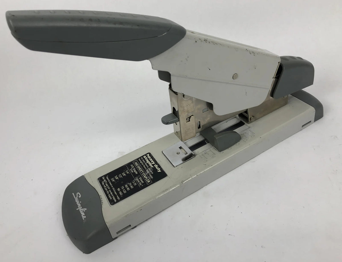 Swingline ACCO Easy Use Heavy Duty Stapler 160 Sheet Capacity #39002
