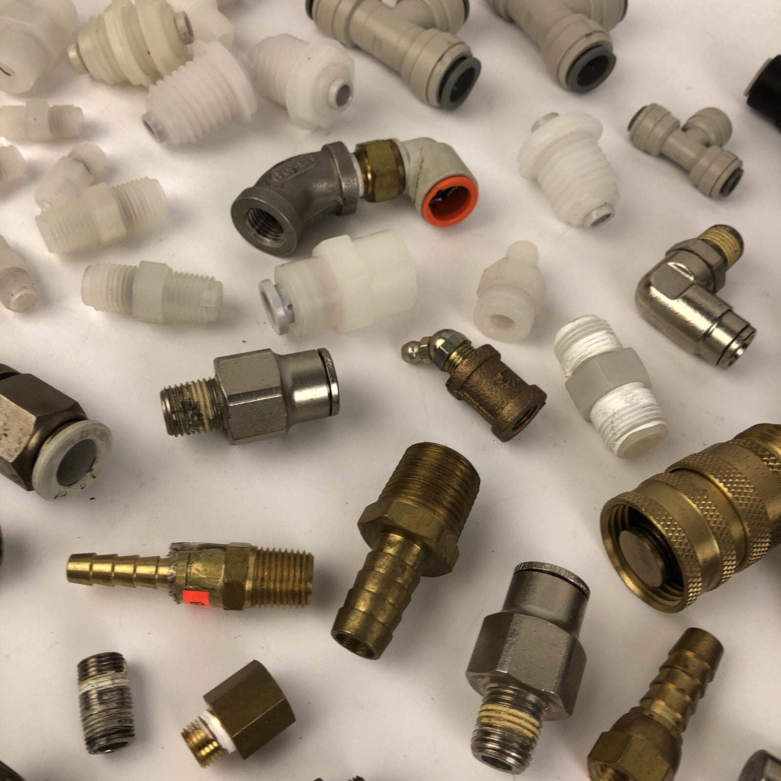 Huge LOT PARKER Rexroth PRESTOLOK and more Push to Connect Fittings new/used