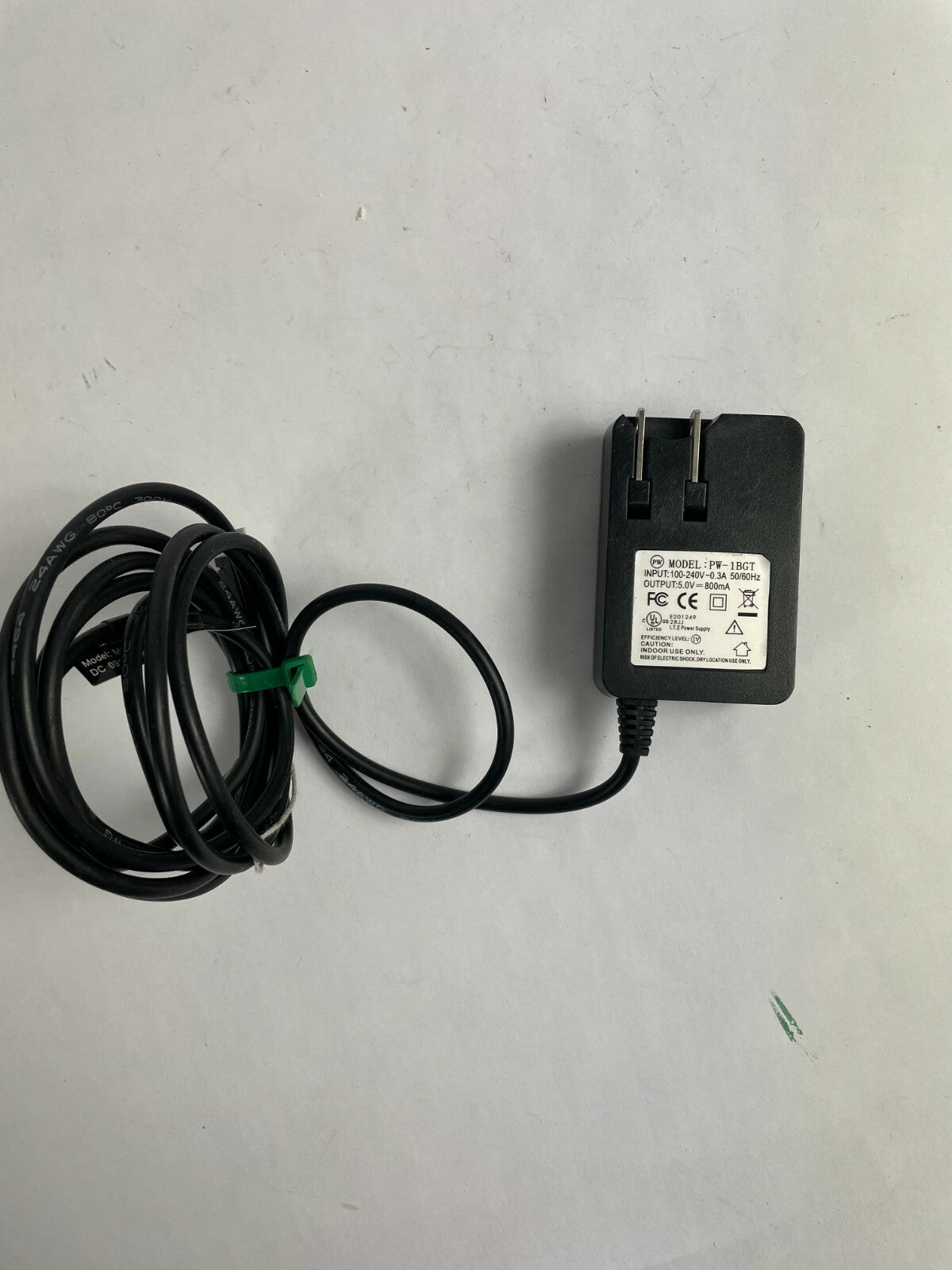 Genuine AC Adapter PW-1BGT Output 5 V 800mA Power Supply Adapter A52