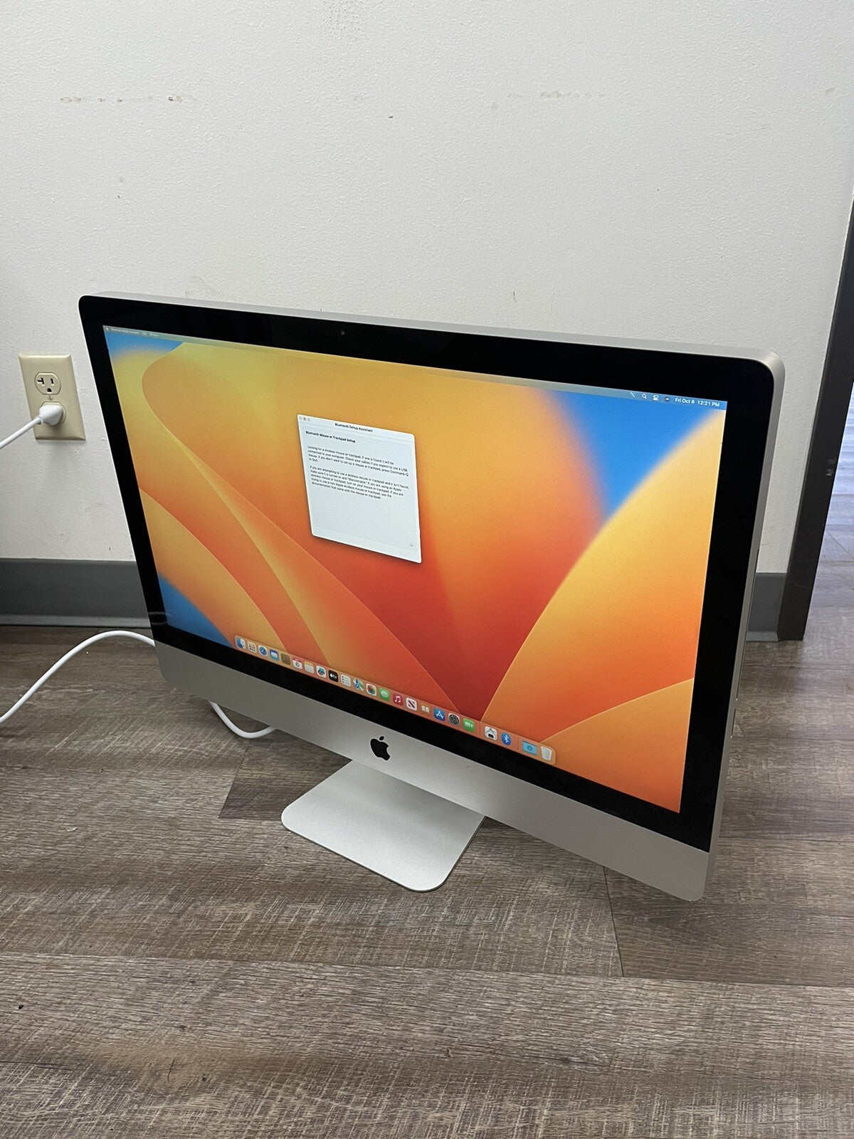 Apple iMac 27" 3.2 GHz Core i3 Model A1312 8 GB Ram 512 GB SSD HD Ventura