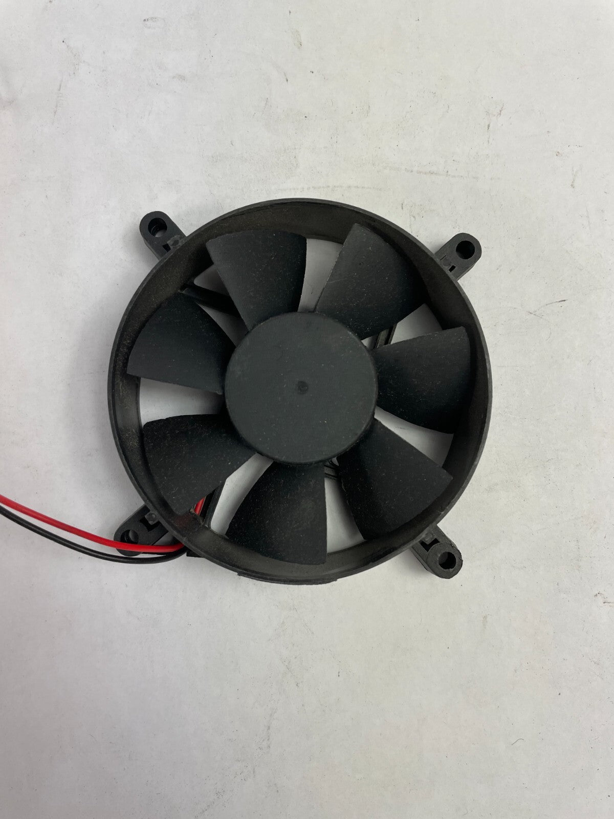 RUILIAN SCIENCE RDM8025S DC 12/V 2 - Wire CPU Cooling Fan
