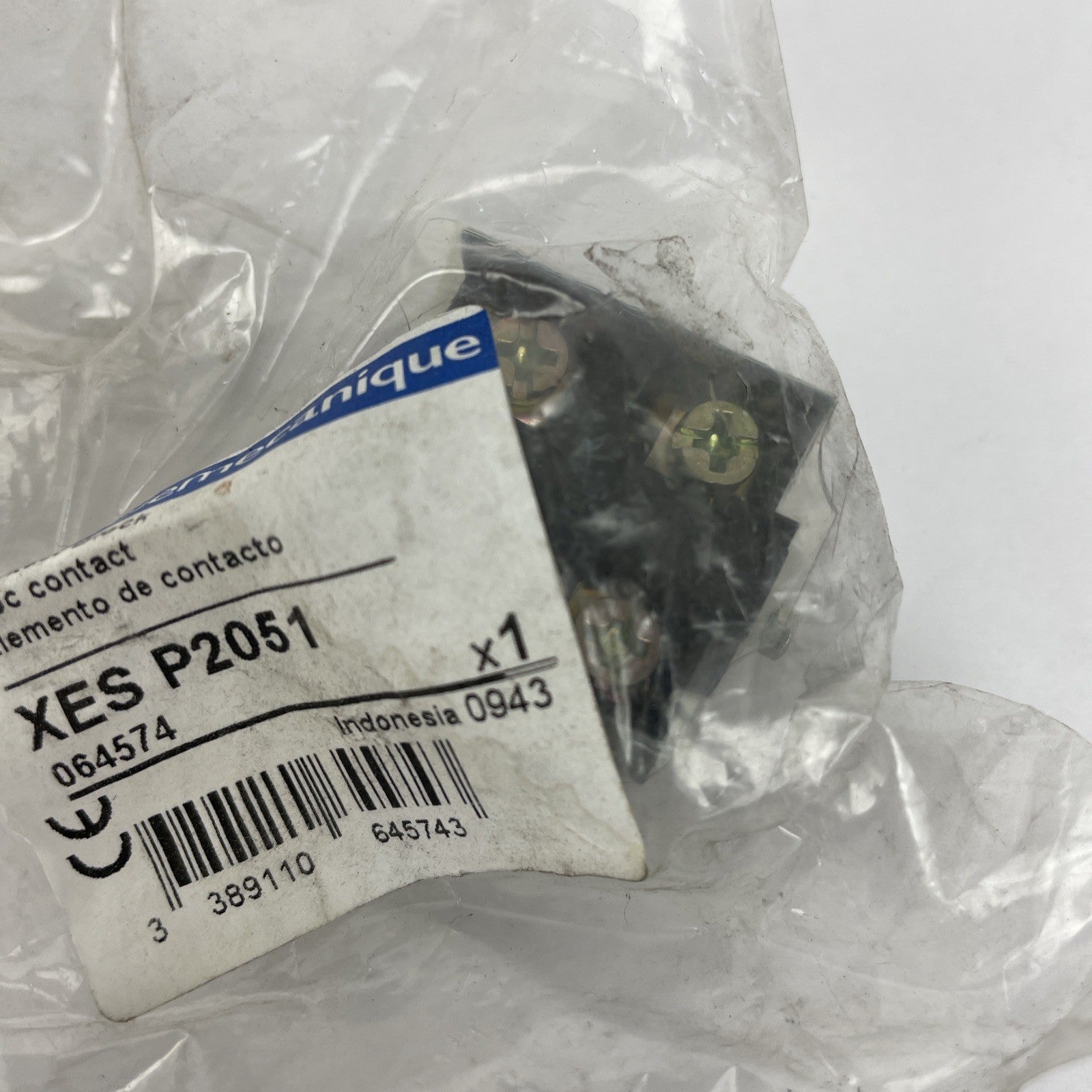 OEM NOS TELEMECANIQUE XESP2051 XES P2051 CONTACT BLOCK NSMP