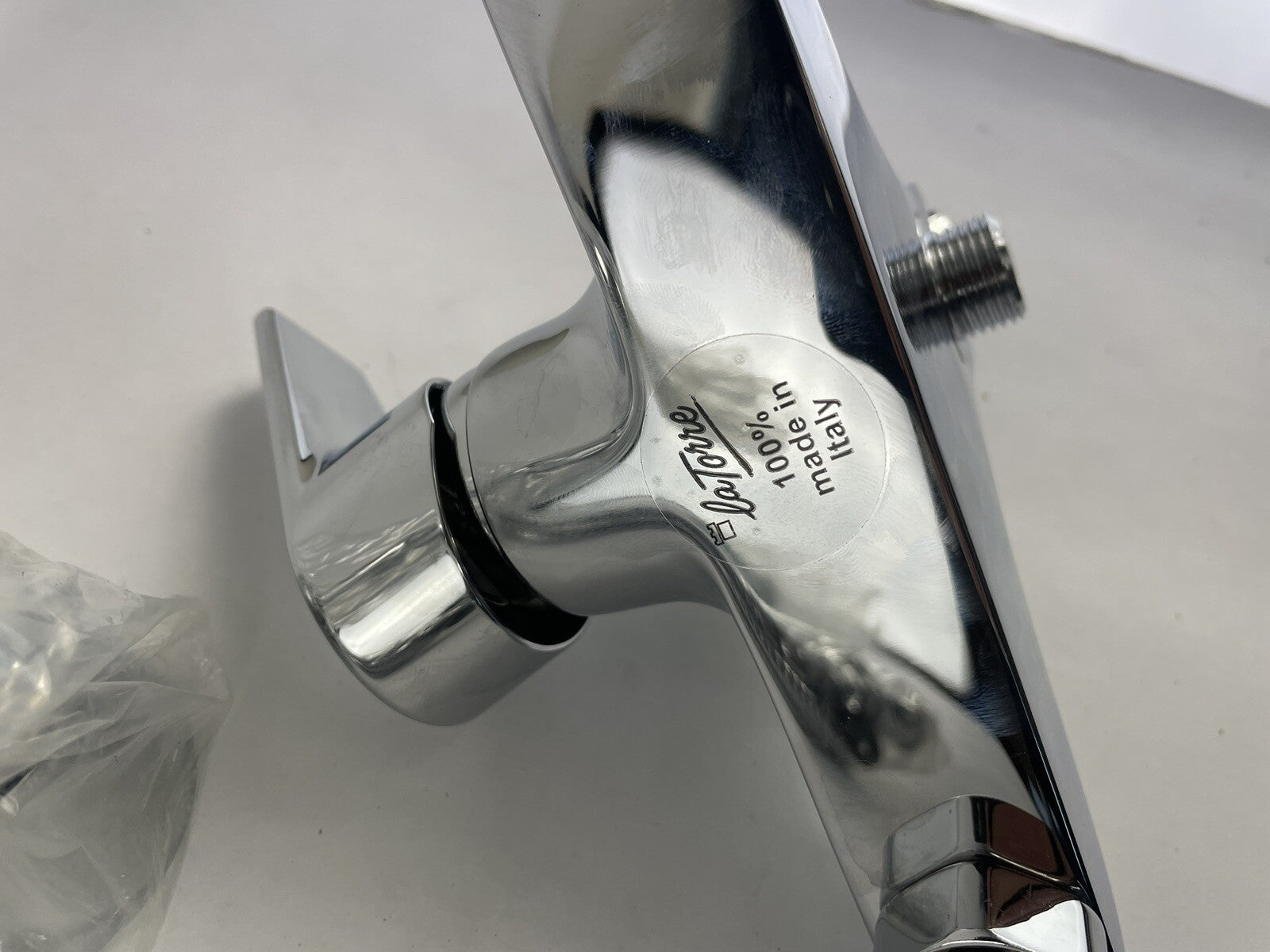 La Torre Latorre METRO 32019 Chrome Single lever bath mixer w fix wall bracket
