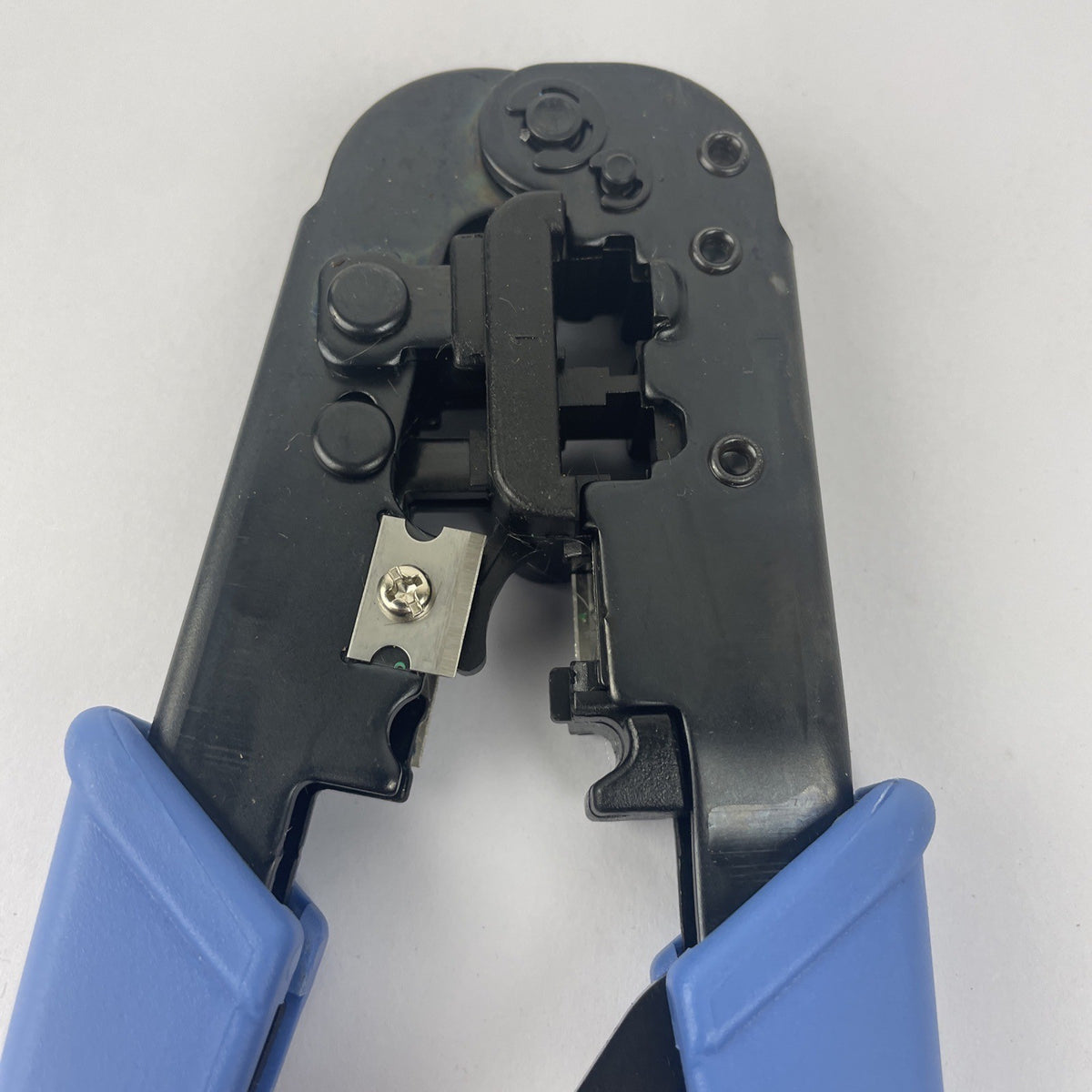 OEM Trendnet TC-CT68, RJ-11/RJ-45 Crimp Cut Strip Tool Blue Handle