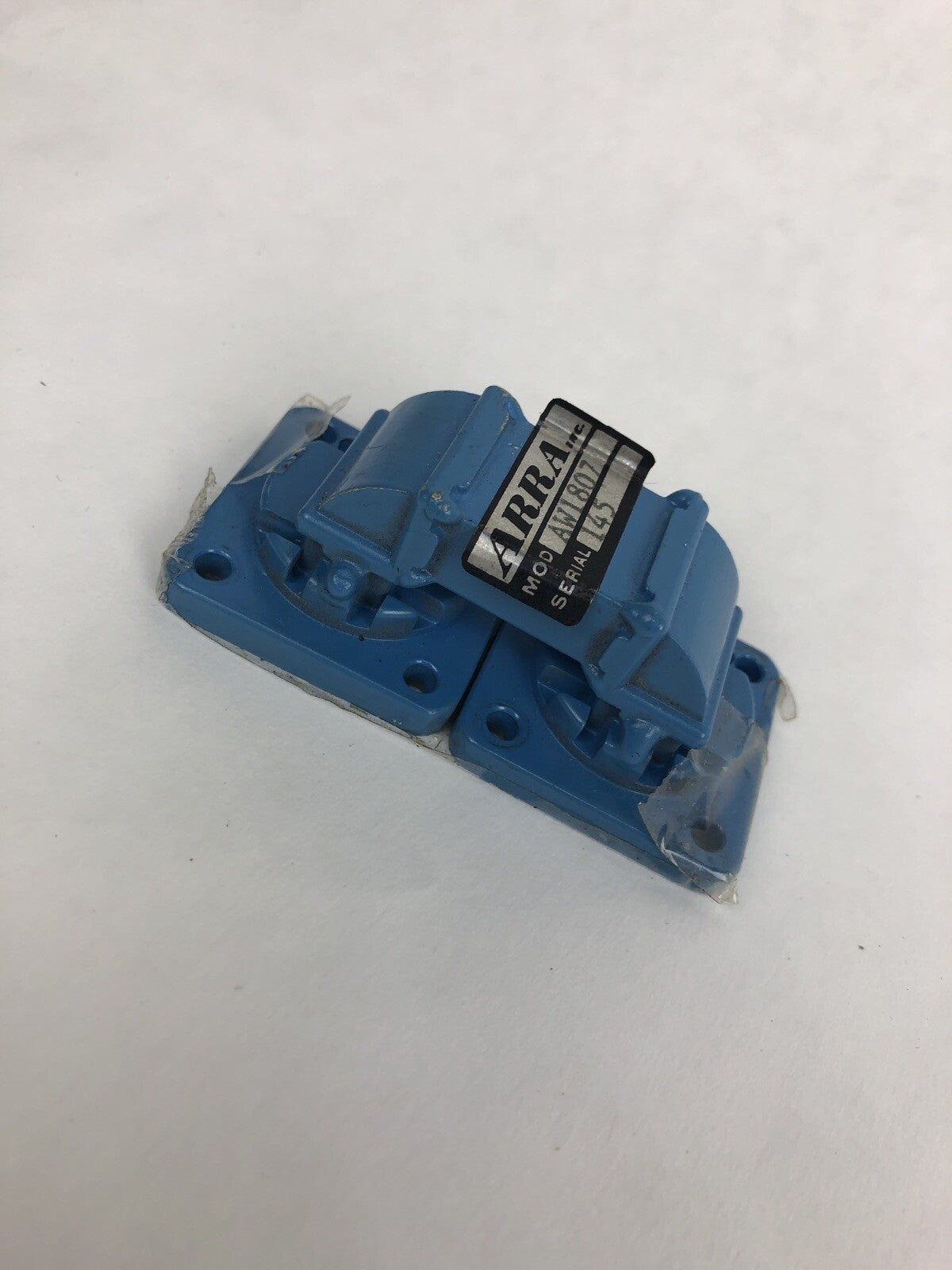 Arra AW1807 Waveguide Crossguide 12.4 to 18 GHz, 1.05 VSWR, 180° E Plane Bend