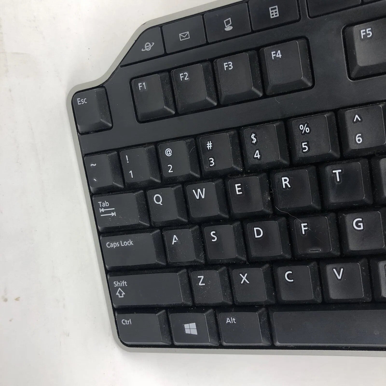 DELL M/N KB522 Wired Keyboard - Black Computer Keyboard USB Connected LOOK