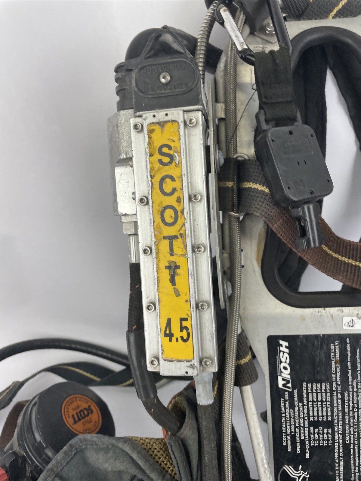 SCOTT SAFETY 4.5 4500 SCBA Air Pack Harness EZ-Flow Air Pak Plus with Sensor i