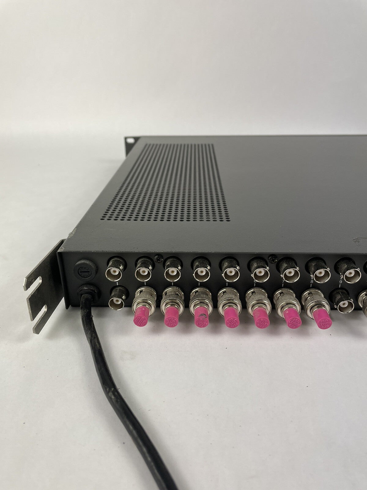 Videotek RS-103A Video Switcher - 3 Audio Inputs per Channel and Breakaway