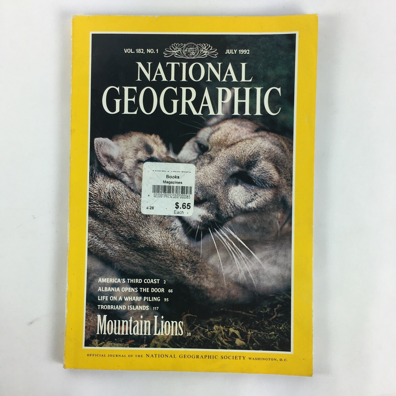 July 1992 National Geographic Trobriand Islands Mountain Lions