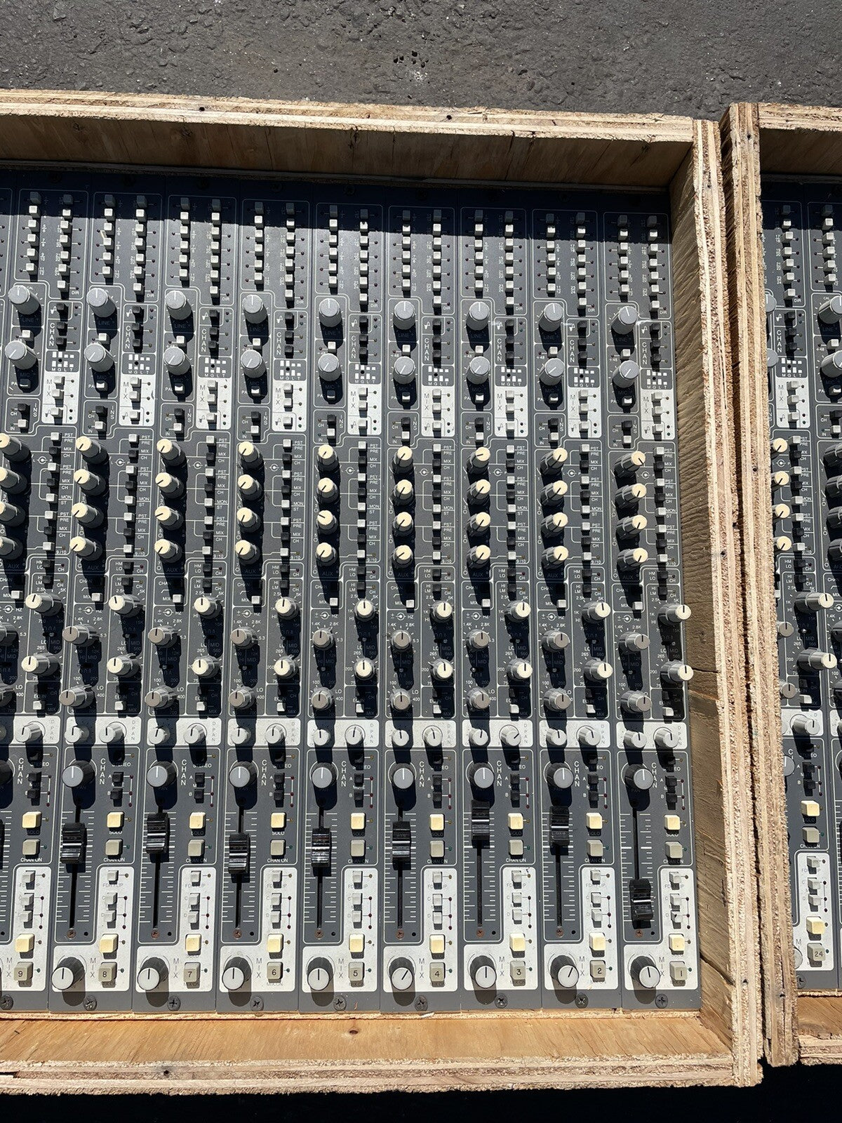Otari Series 54 – Control Room Module Stereo - 36 Channels for console mixer