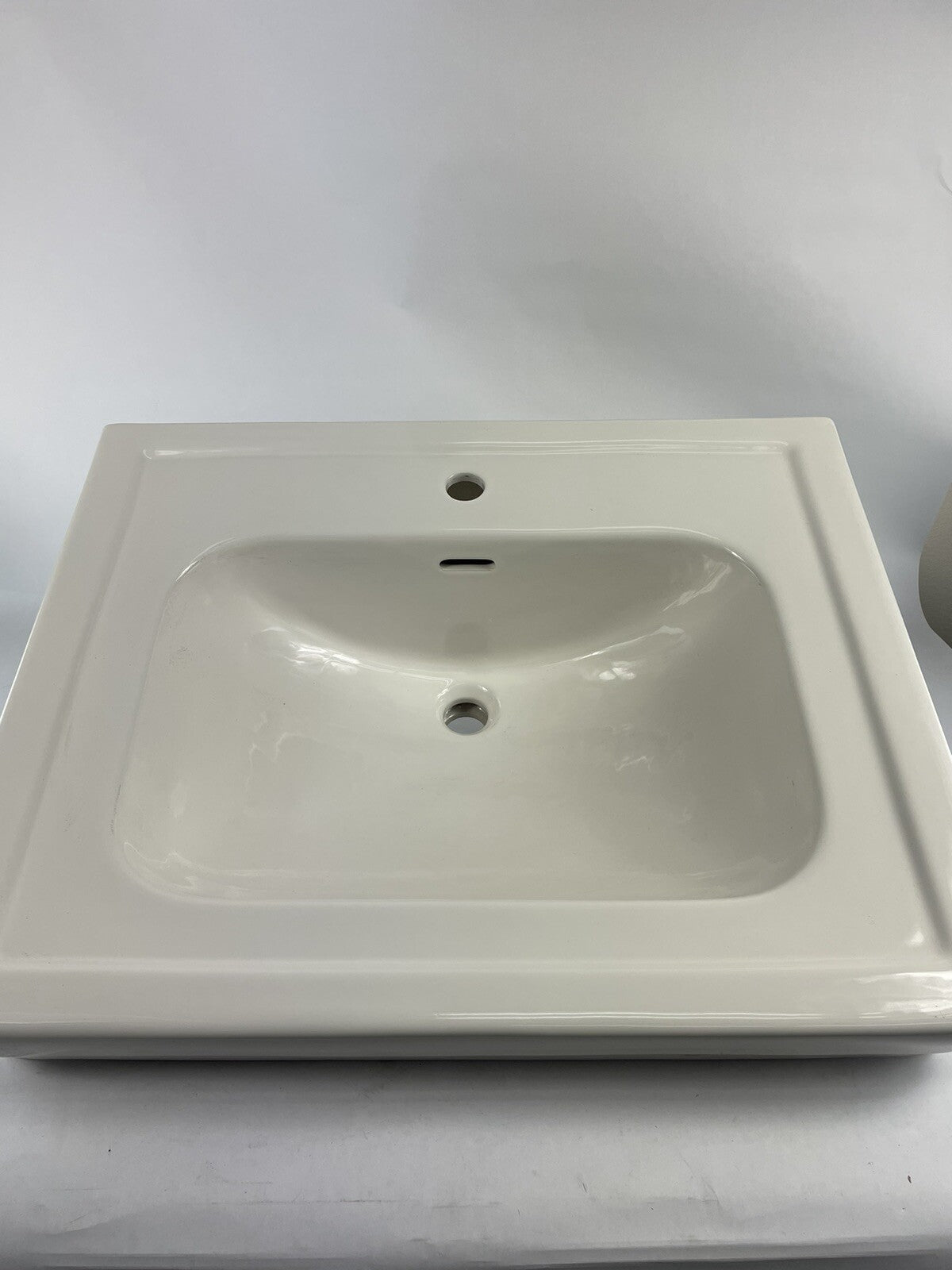 TOTO White LT530#11 Lavatory Sink Fixture Rectangular Under-counter Wash Basin