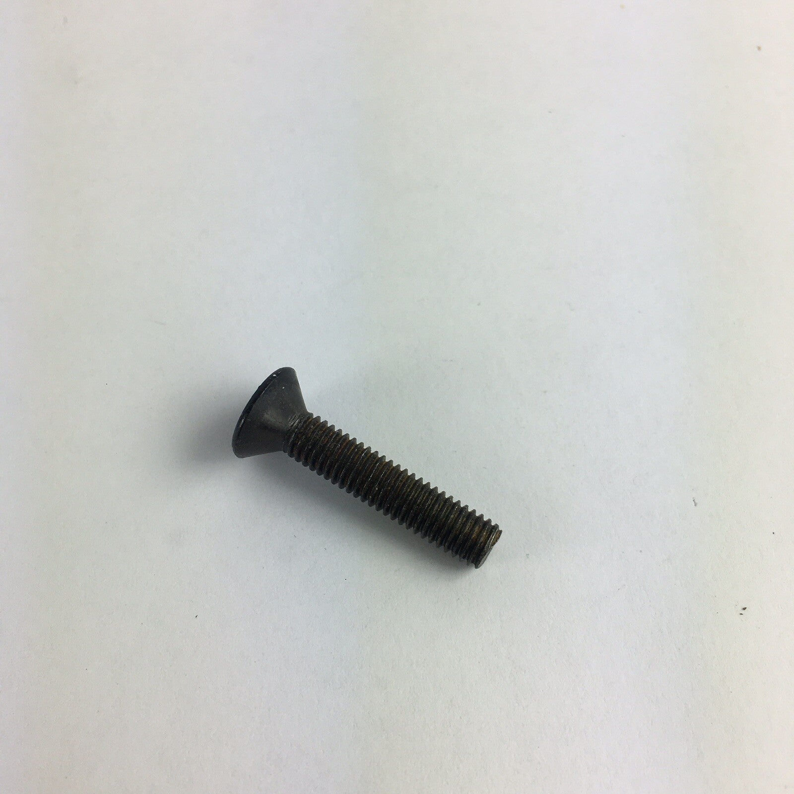 #10-32 7/8 Flat Head Socket Cap Screws Alloy Steel Black Oxide Allen Glitter top