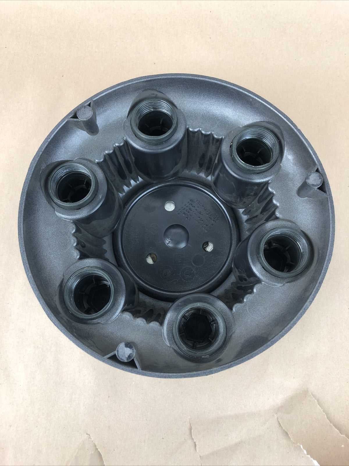 Chevrolet 5198A gray wheel center cap Silverado Suburban