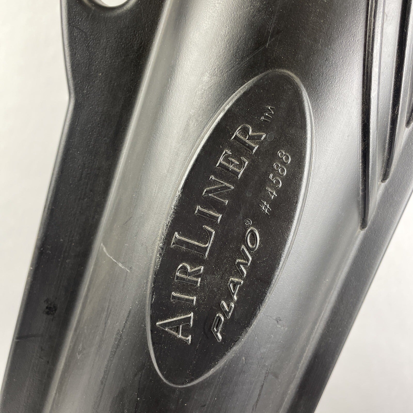 Air Liner Plano #4588 Fishing Rod Carrying Case w Locking Pin- No Cracks * VGC