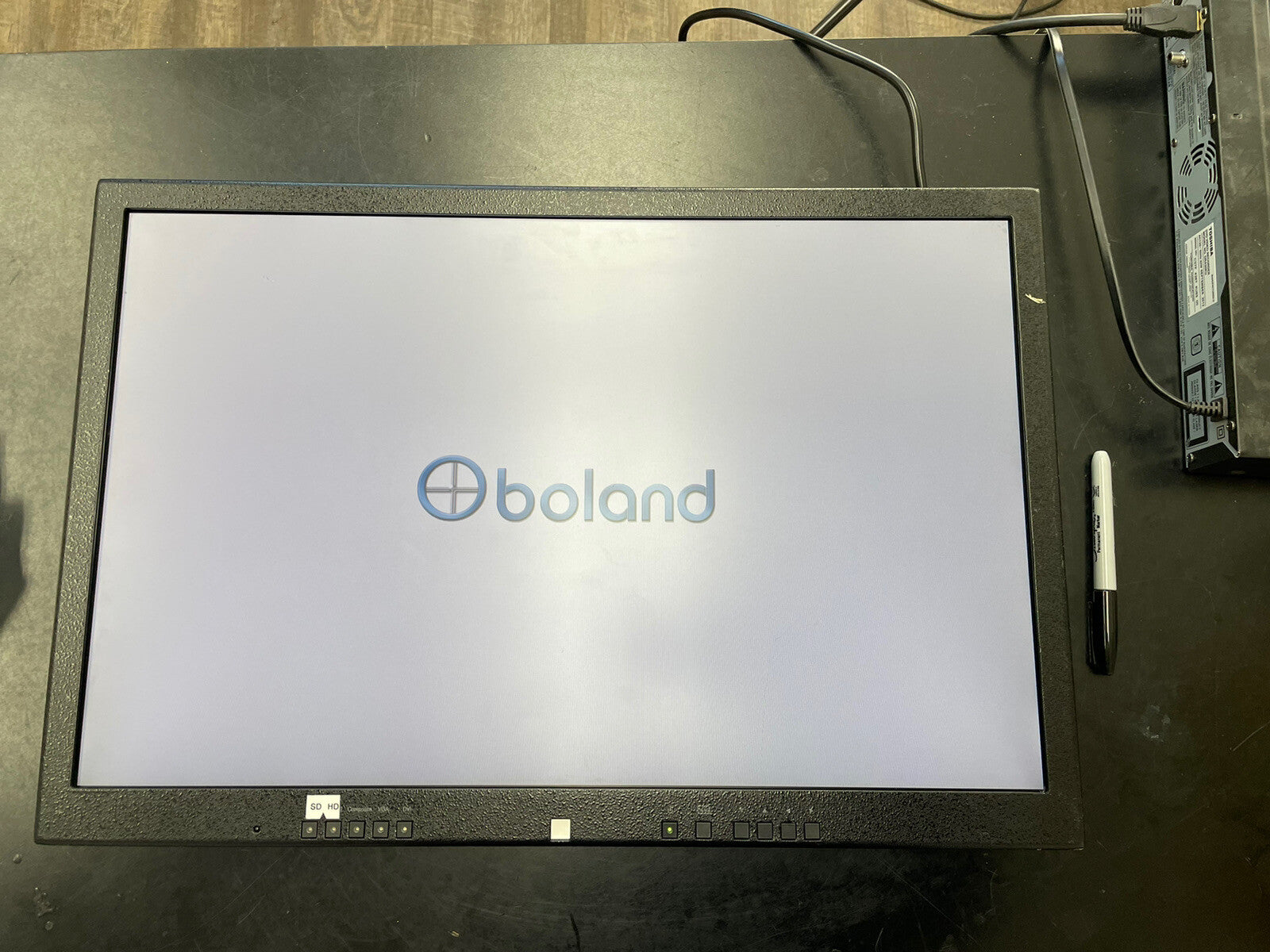 Boland ViewPort 24" Model HD24 1920 x 1200 MultiSync Video Monitor HFDTV w POWER