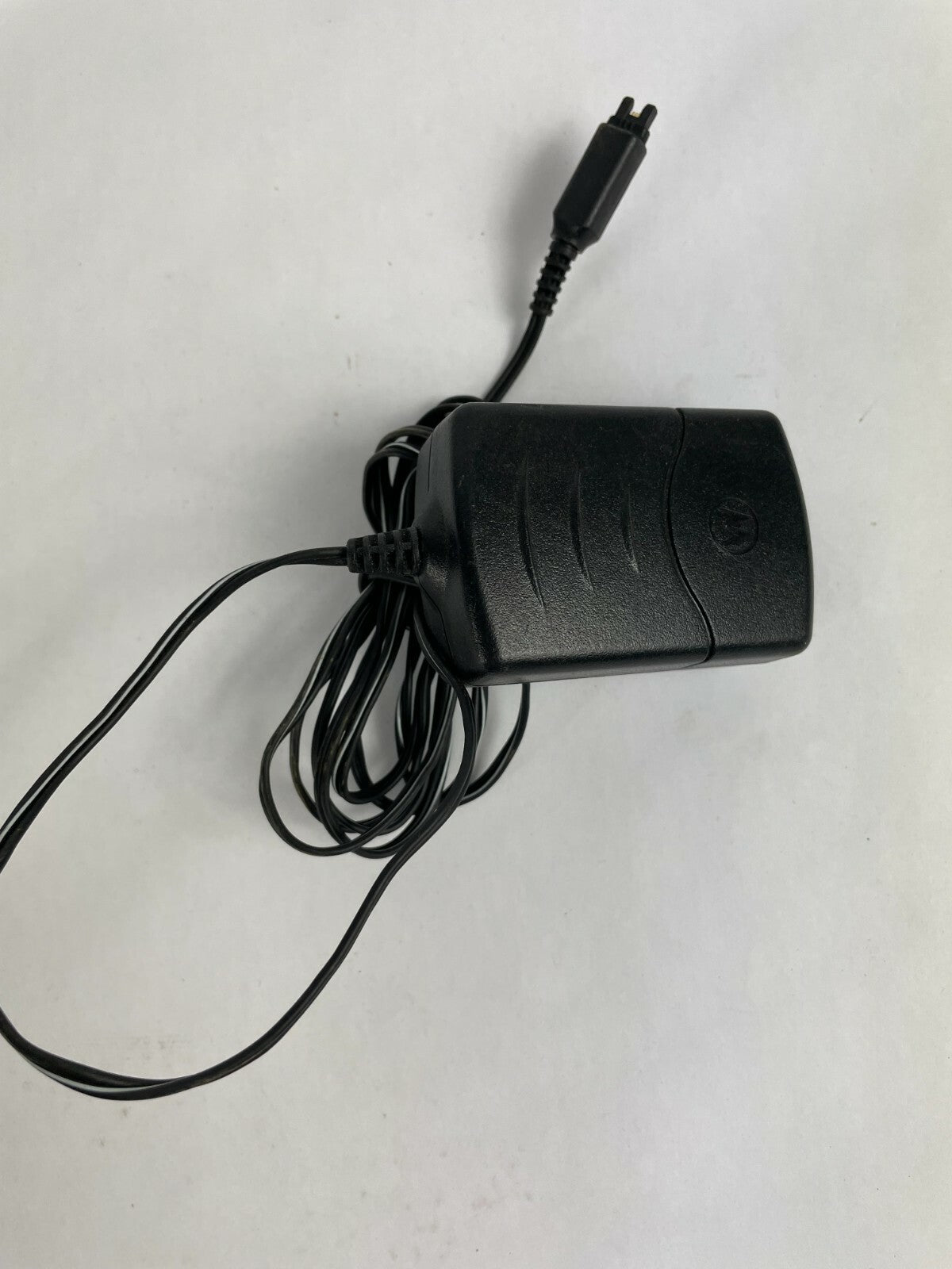 Genuine Motorola SSW-0508 AC Adapter Output 5.9 V 400mA Power Supply Adapter A51