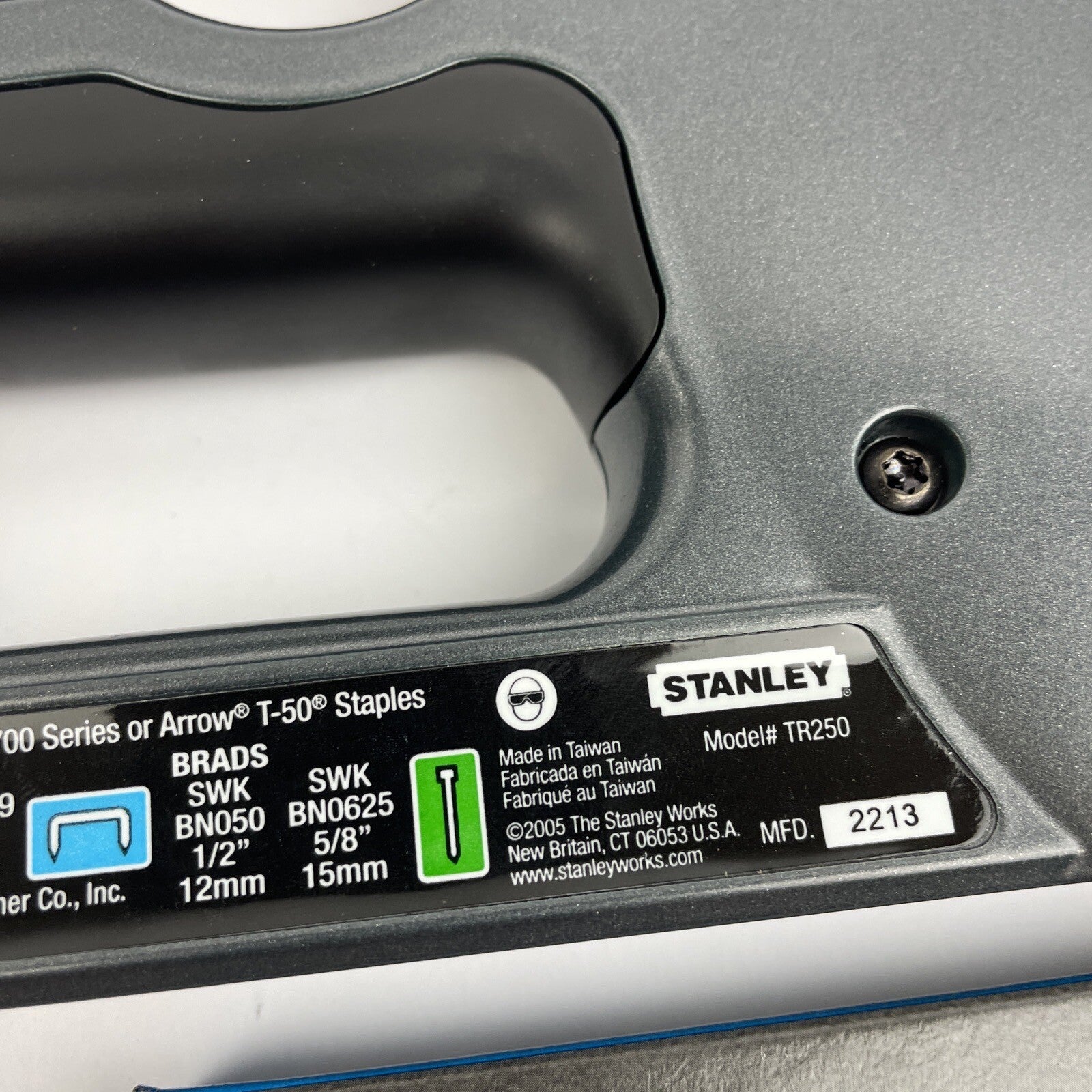 Stanley TR250 Heavy Duty T50 Staple Gun - Aircraft Aluminum W 3/8" 10mm Staples