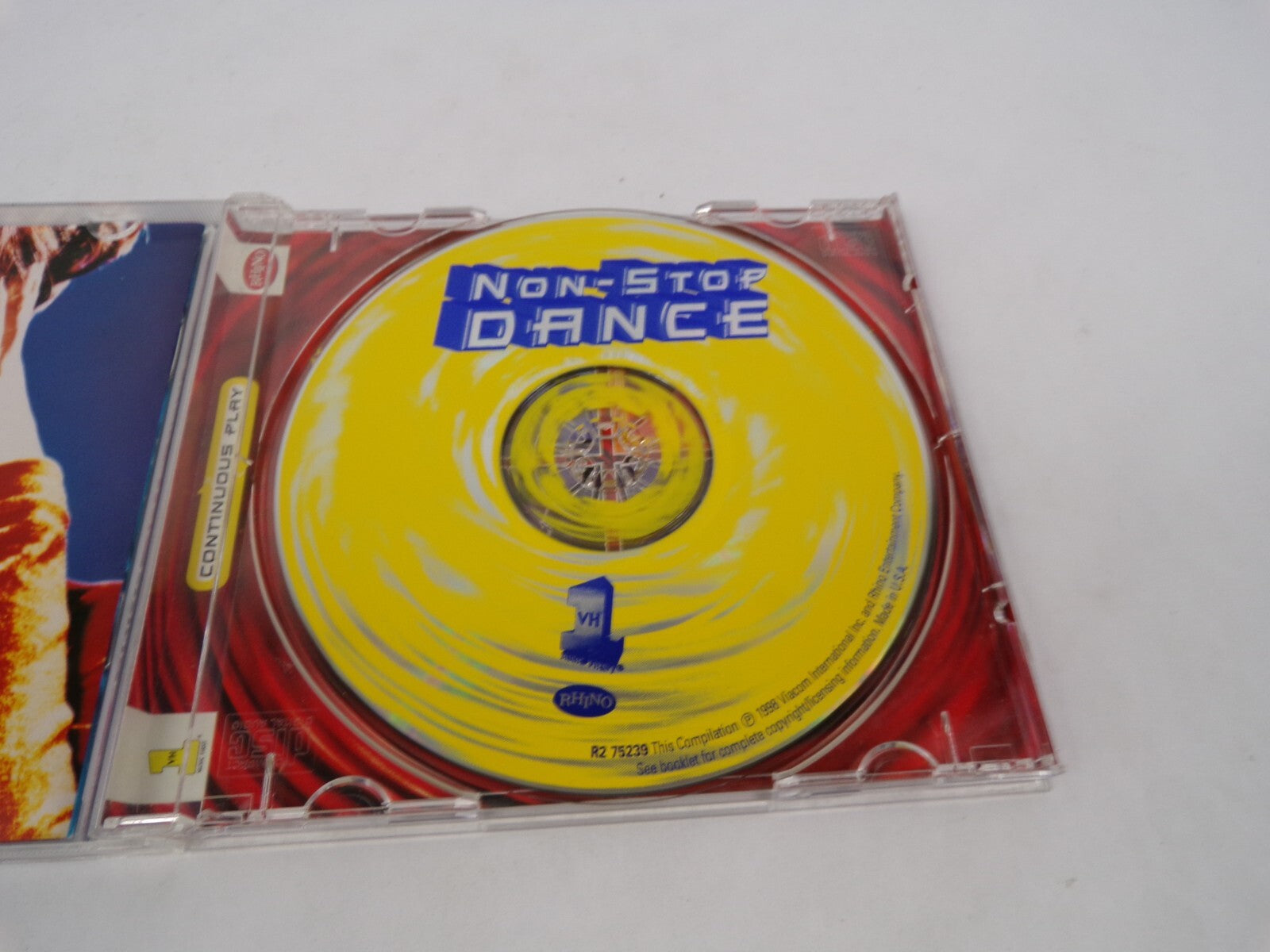 Non Stop DanceLooking For A New Love Tell It To My Heart Show Me Love CD#63