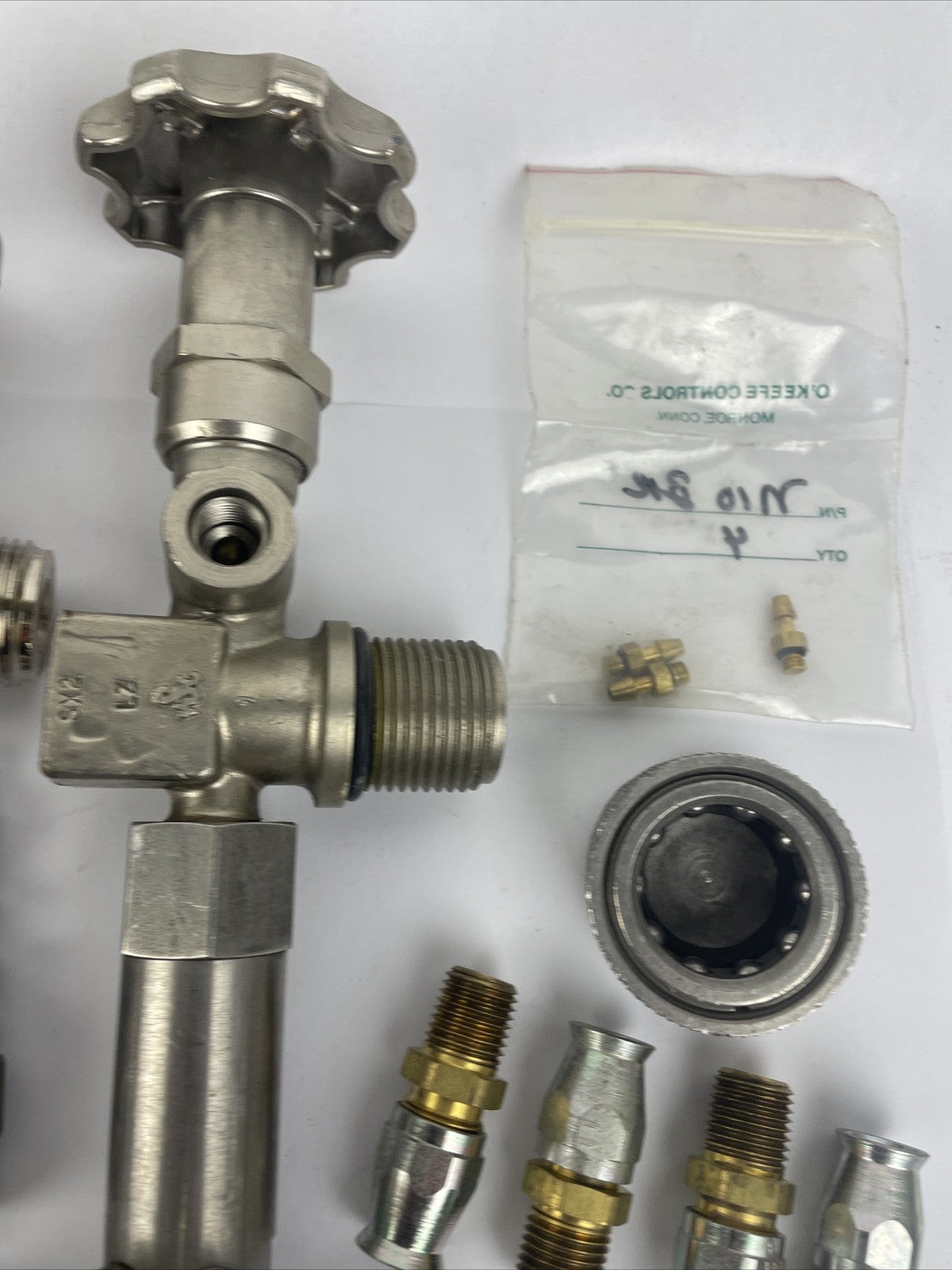 HUGE LOT OF ASST. HYDRAULIC ADAPTERS / FITTINGS SS STEEL, BRASS, JIC Parker GFI