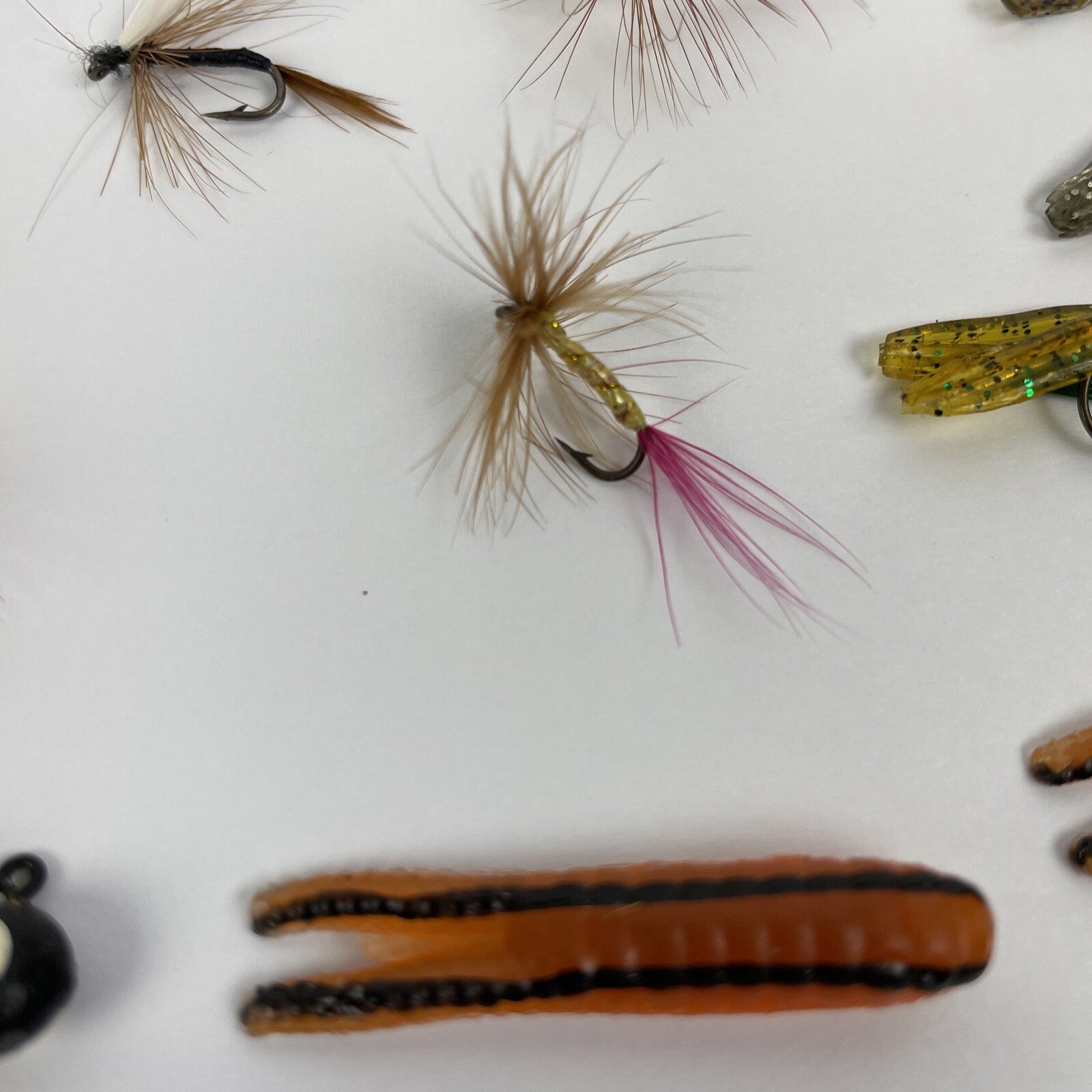 Lot of 19 Vintage Professionally Tied Fishing Flies & Lures Bee Fly Rod Bugs
