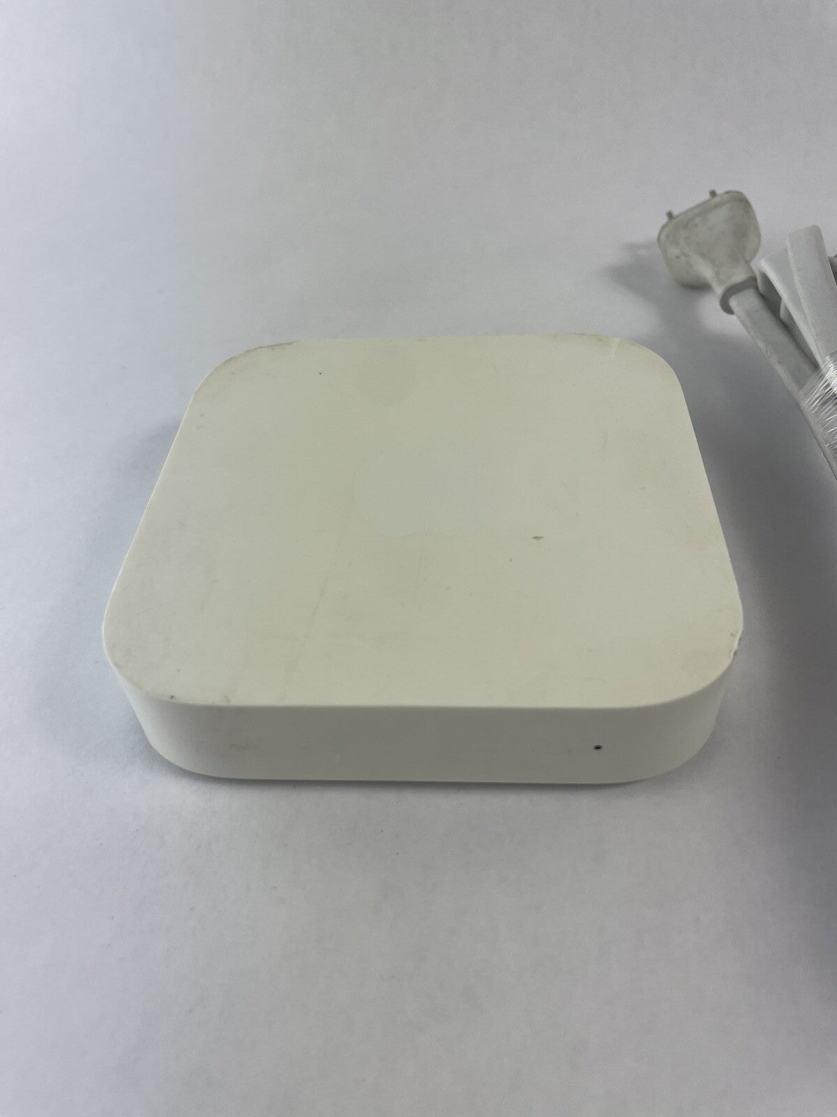 Apple AirPort Express Base Station A1392 Gen 2 With Power Cord Reset And Tested