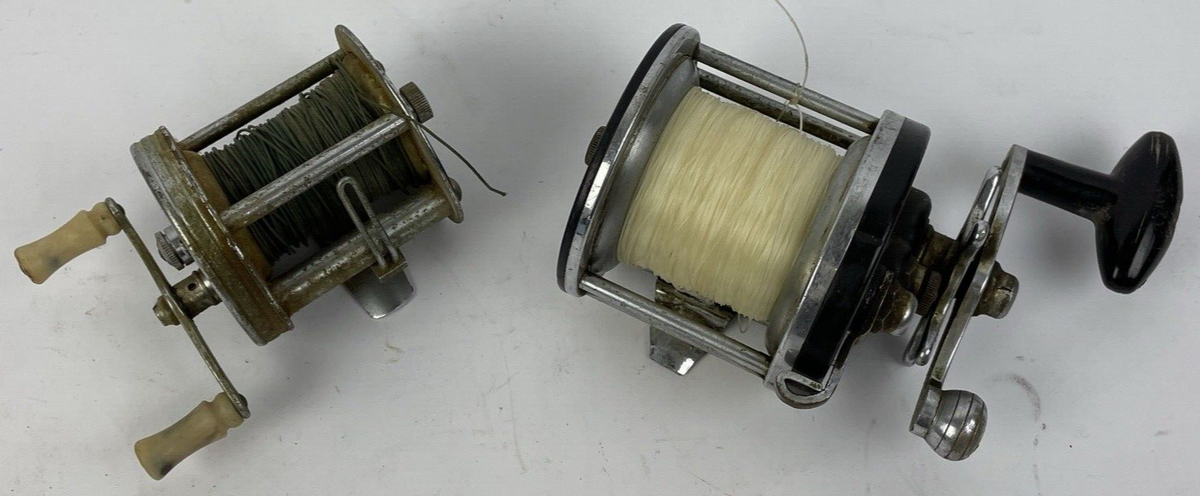 Lot of 2 Vintage Pflueger Trump Fishing Reel No 1943 + TEMCO 2075 - Both Working
