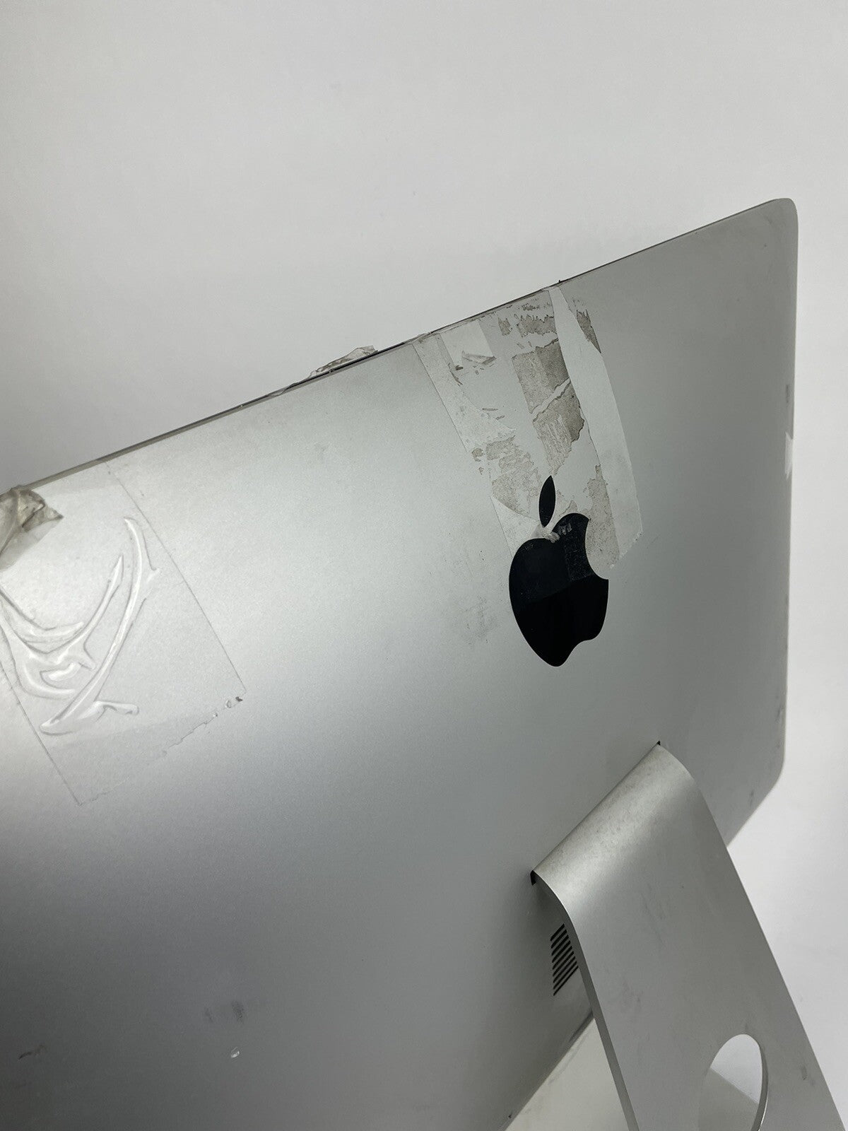 Apple iMac A1418 2.7 GHZ Core i5 21.5" - FOR PARTS OR REPAIR Crack Screen