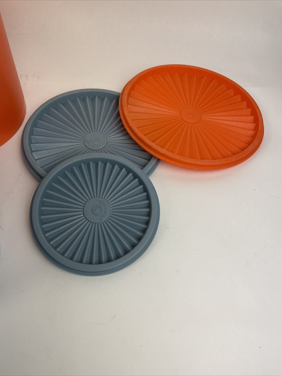 Vintage TUPPERWARE Modular Mates Lot Of 6 Round Storage Containers w Lids