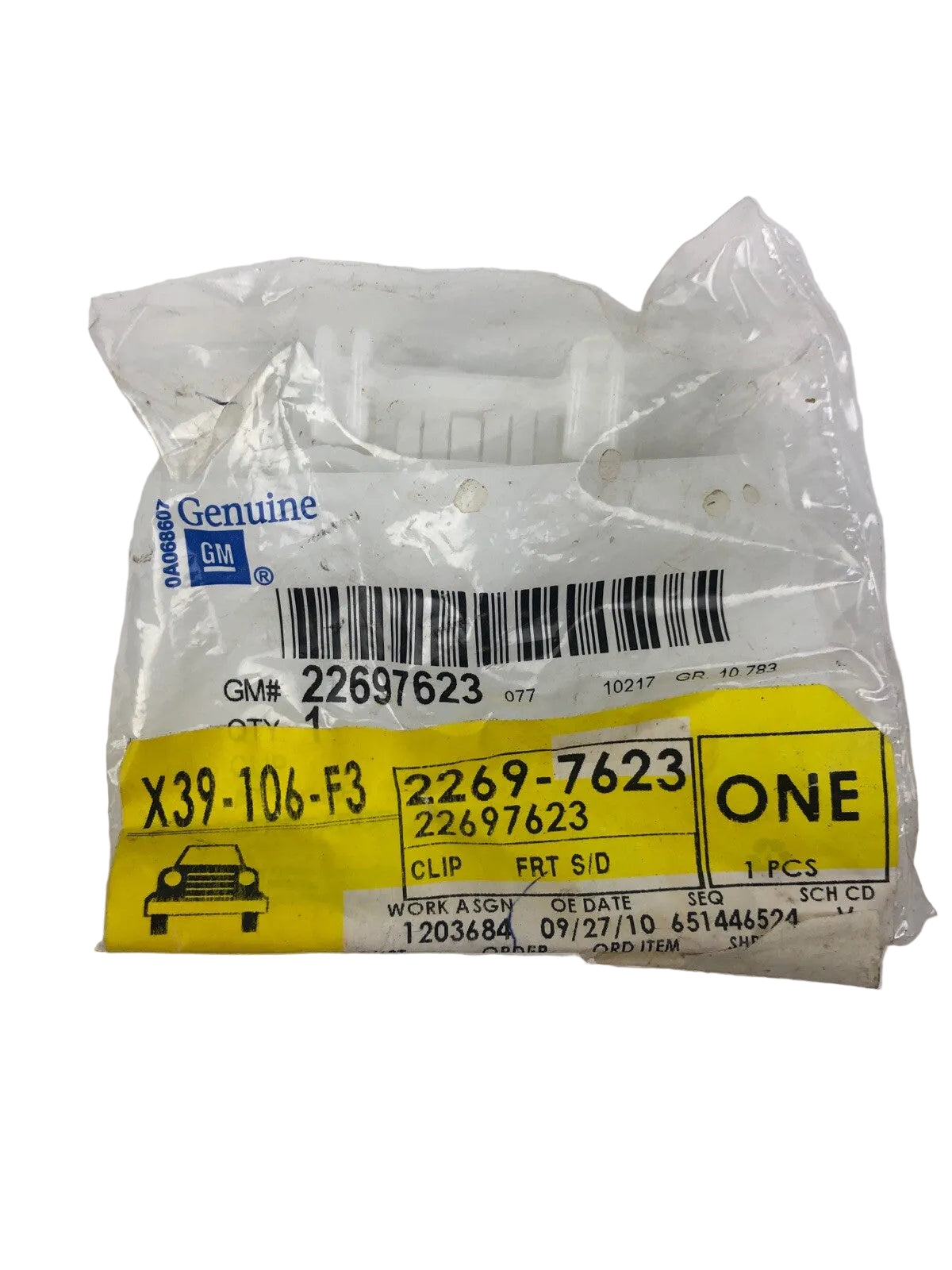 Genuine GM OEM 22697623 front door window regulator clip guide for Pontiac Grand Am and Oldsmobile Alero replacement.