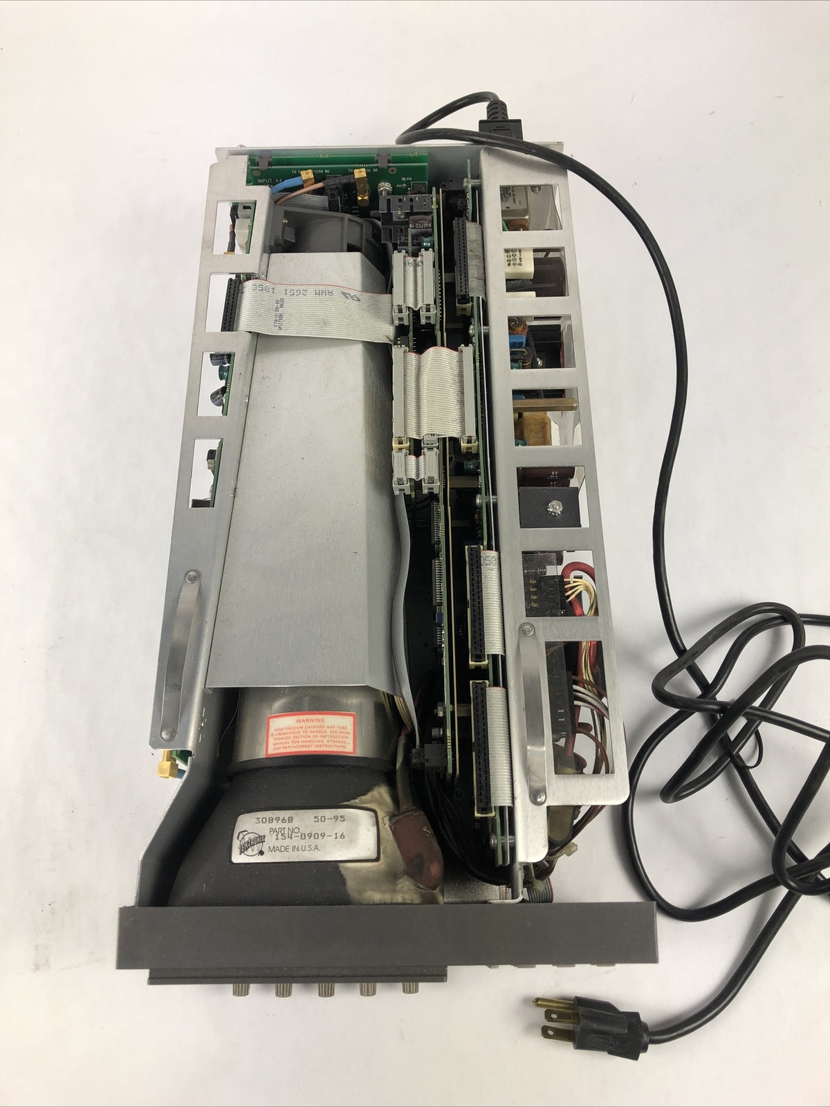 Tektronix WFM 601i - Powers on For Parts or Repair - LOOK