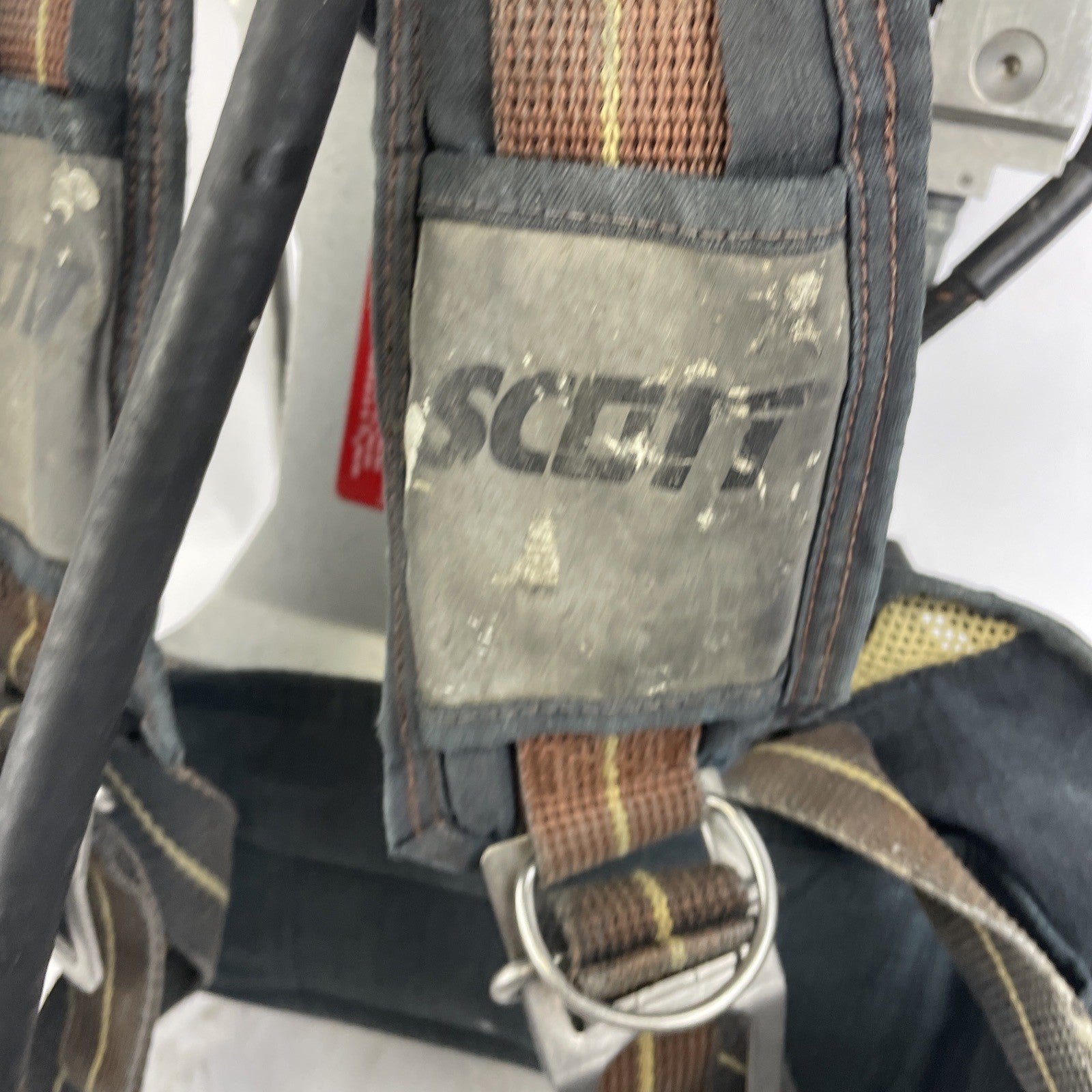 SCOTT SAFETY 4.5 4500 SCBA Air Pack Harness EZ-Flow Air Pak Plus with Sensor R