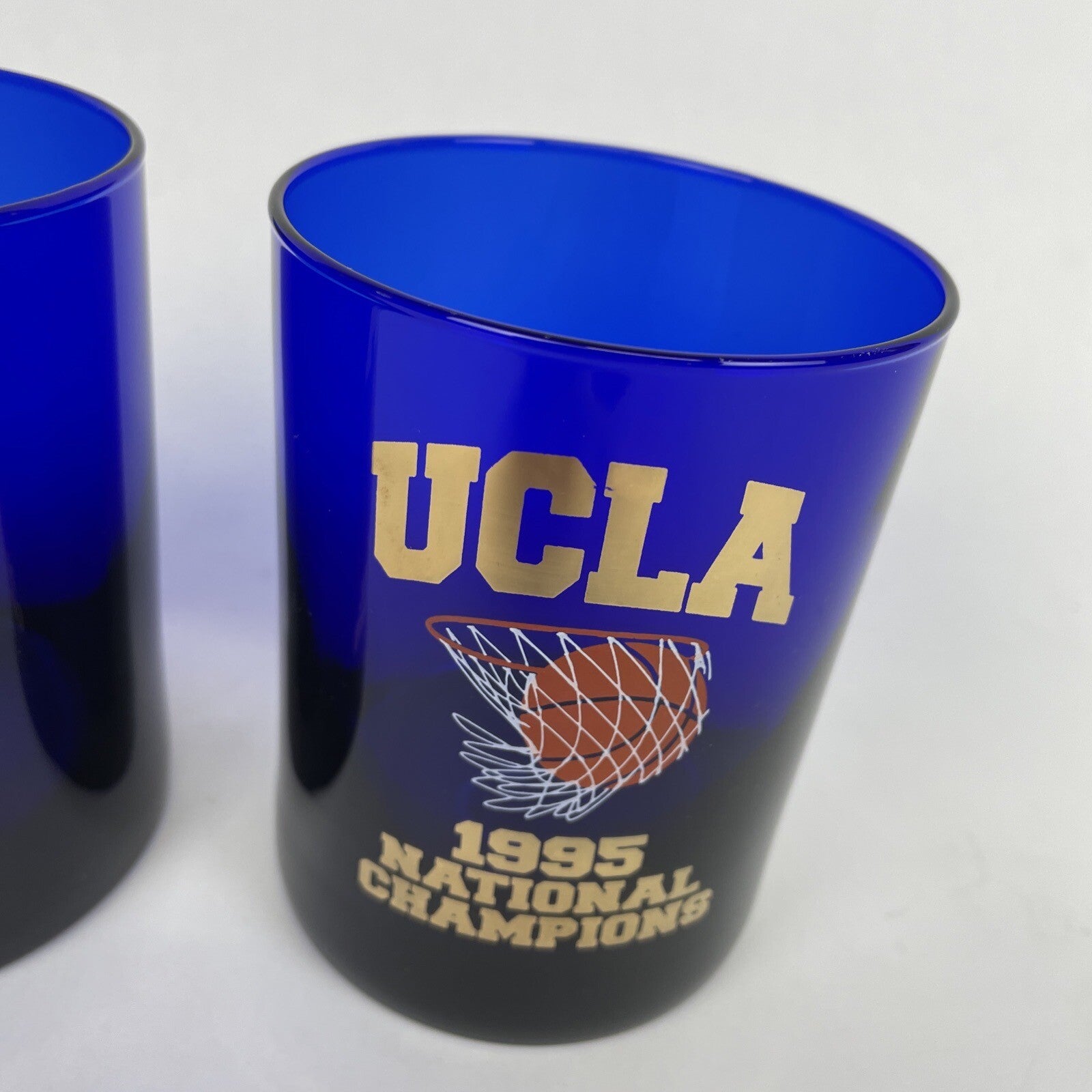 2 x Vintage UCLA BRUINS 1995 Bar Glass Basketball Blue Gold National Champions