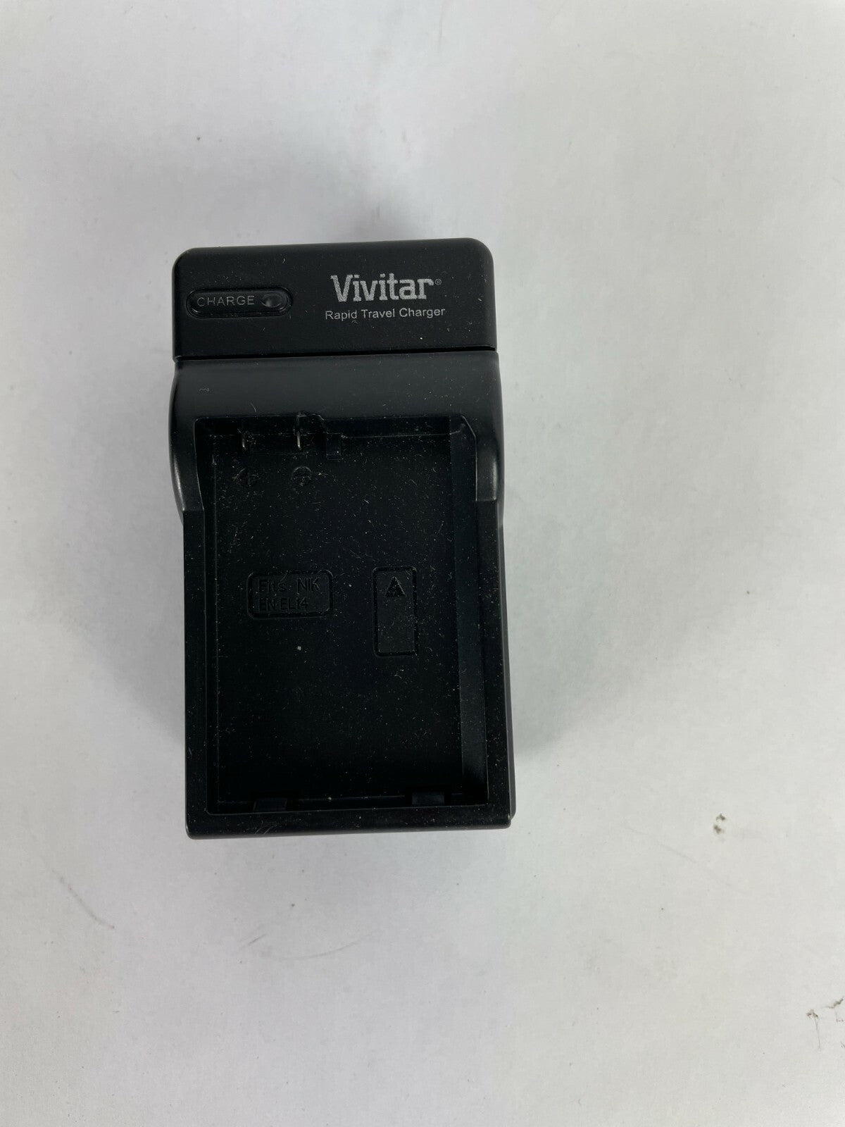 Vivitar Rapid Travel Charger VIV QCB304 Input 12 / 24 V Output 8.4 V 600mA V A41
