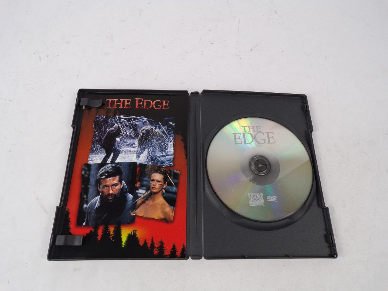 The Edge "Nerve-Racing Adventure!" Anthony Hopkins Alec Baldwin DVD Movies