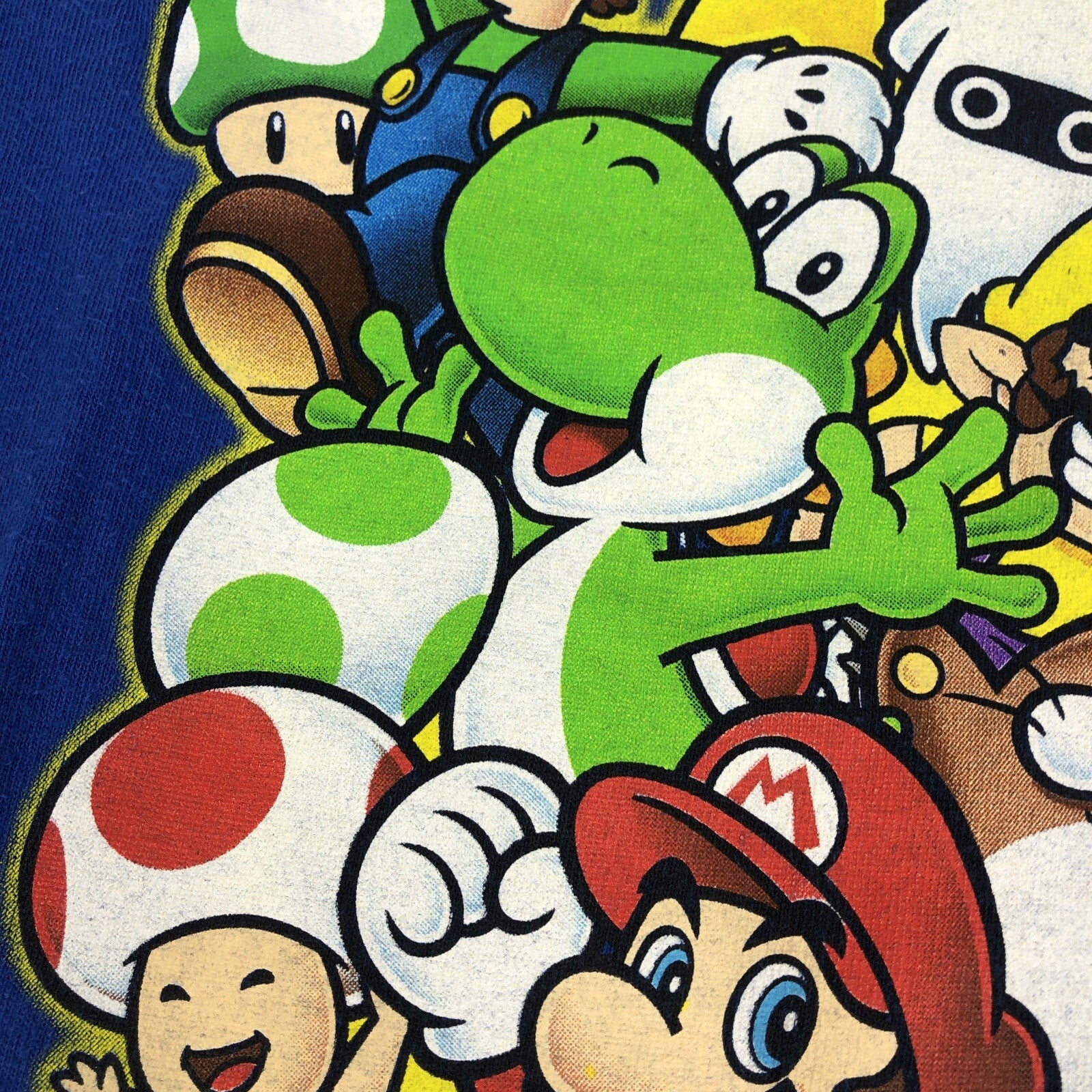 VINTAGE 2014 NINTENDO SUPER MARIO BROS T-SHIRT SIZE YOUTH L(7) LOOK