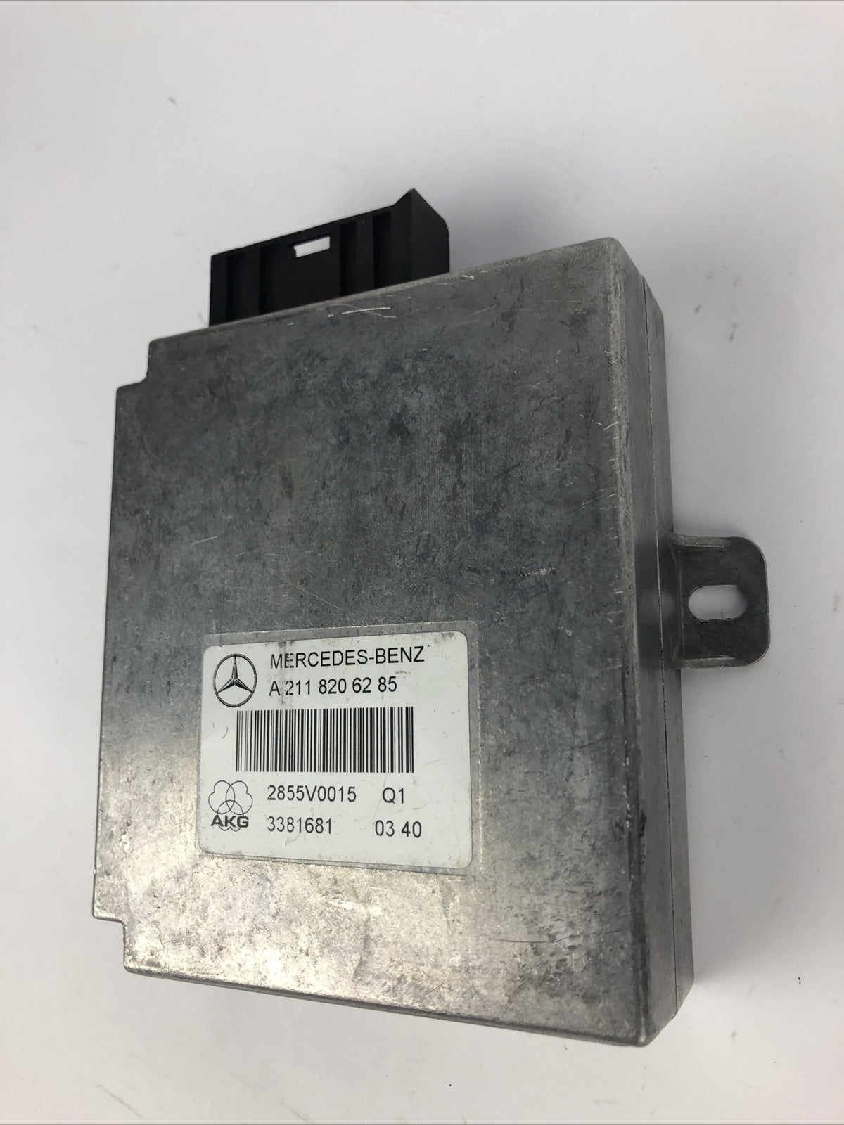 Mercedes W211 E320 E500 voice control module A2118206285 OEM communication unit