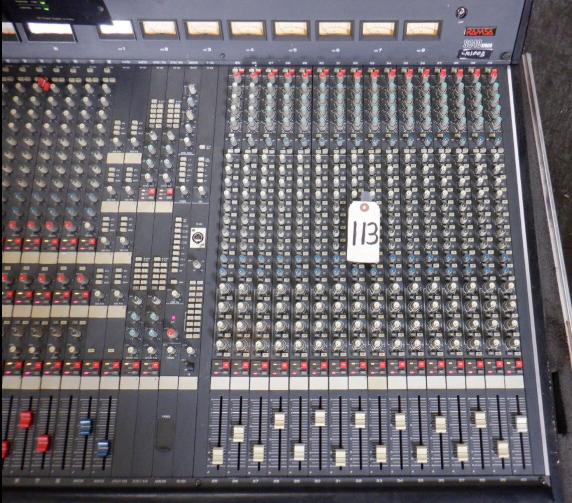 Ramsa mixer WRS 840 40 Channel w/power supplies