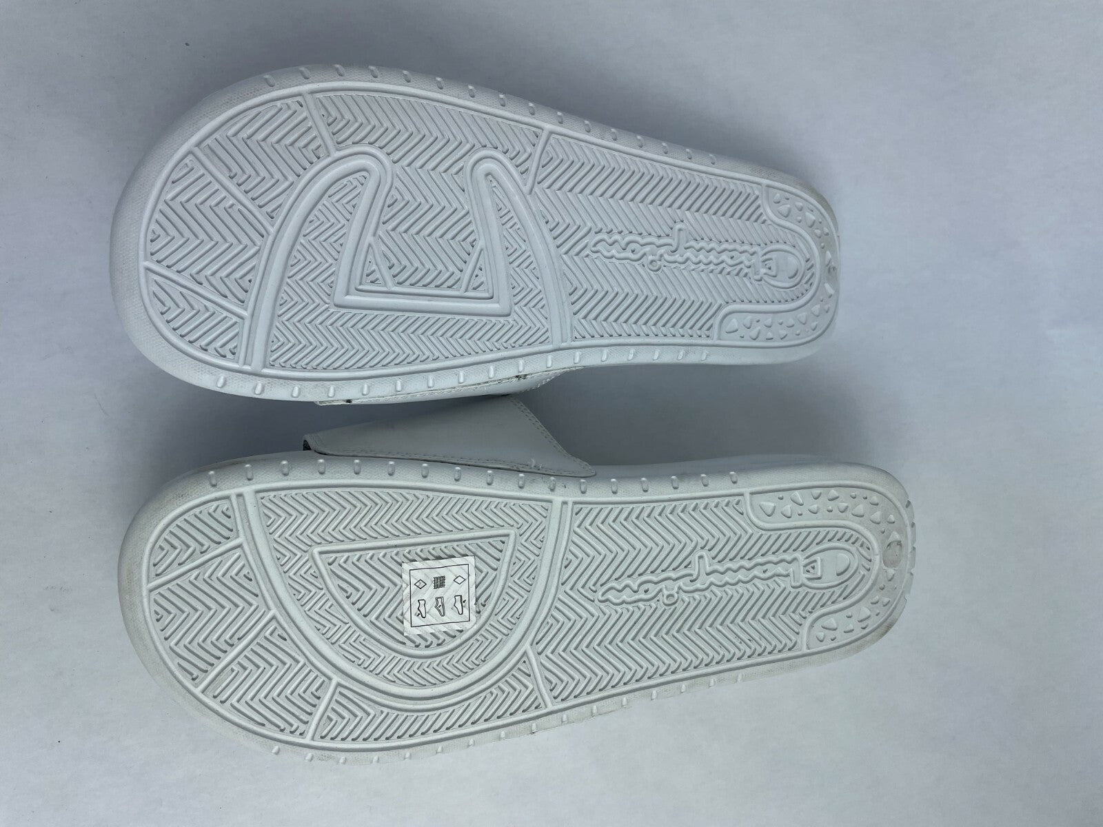 Champion Mens Flip Flops Super Slide Color White Size 10 US Model CPS10247M