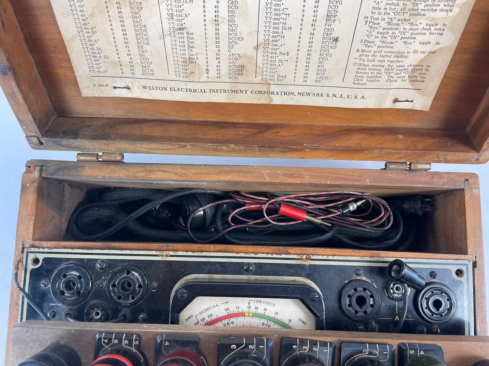 Weston Model 774 TYPE 4 VALVE TUBE TESTER ANALYSER