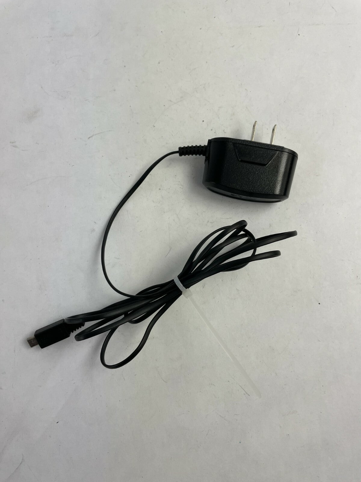Genuine LG Travel Adapter STA-U34WDI Output 5.1 V 0.7 A Power Supply Adapter A75