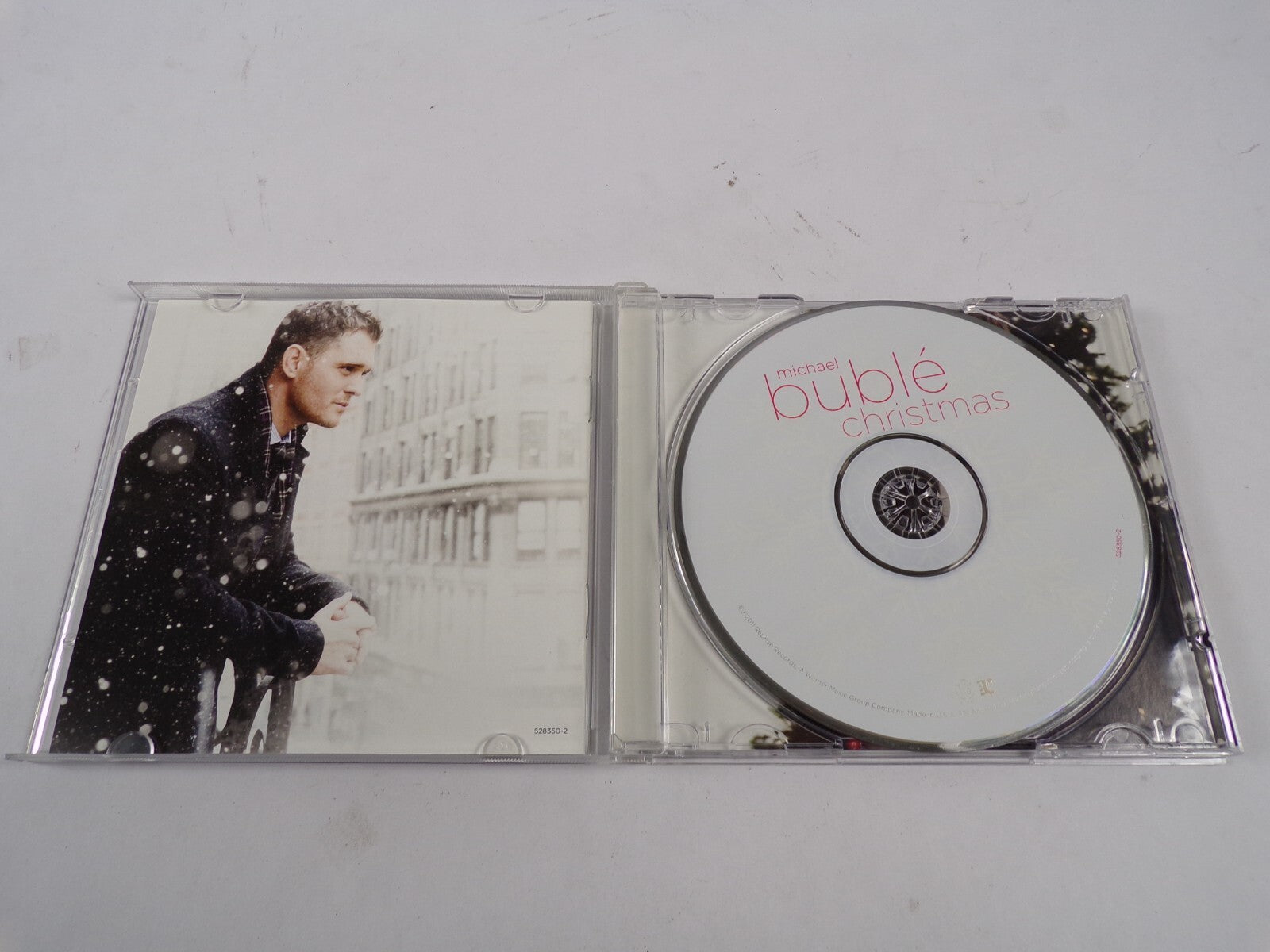 Michael Buble Christmas Its Begining To Look A Lot Like Christmas CD#51