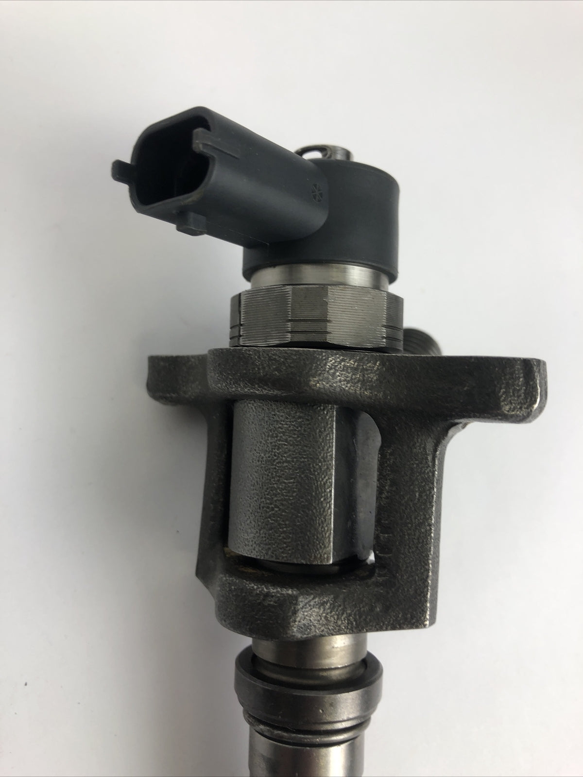 Engine Common Rail Diesel Fuel Injector For Isuzu Bosch Cummins - LOOK