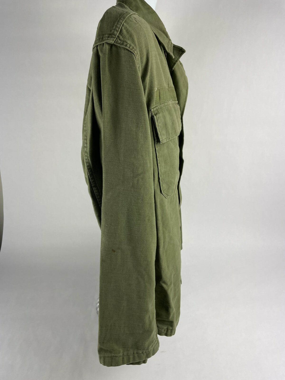 US Army Uniform / Battle Dress Medium Regular Waist 22 Sleeve 24 Shoulder 19 L6