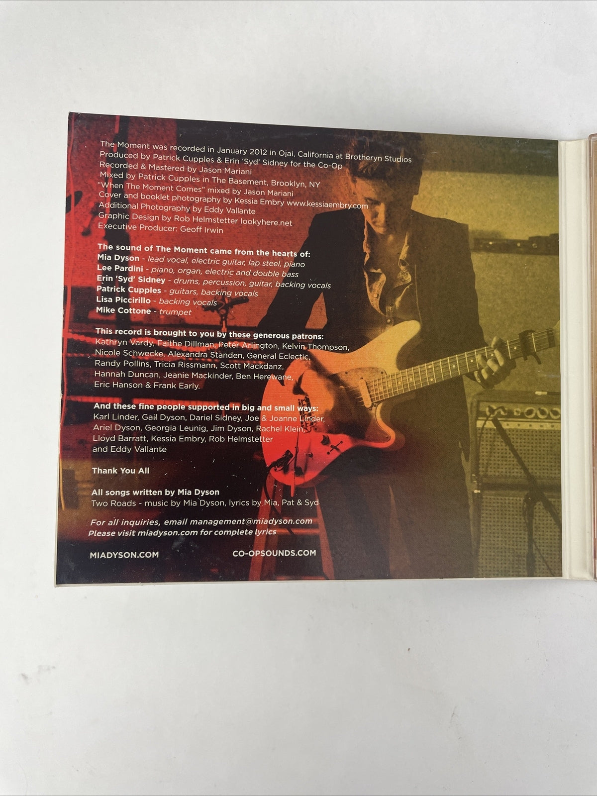 MIA DYSON - The Moment (Great 10 track Digital Audio CD) CO-OP - DEF