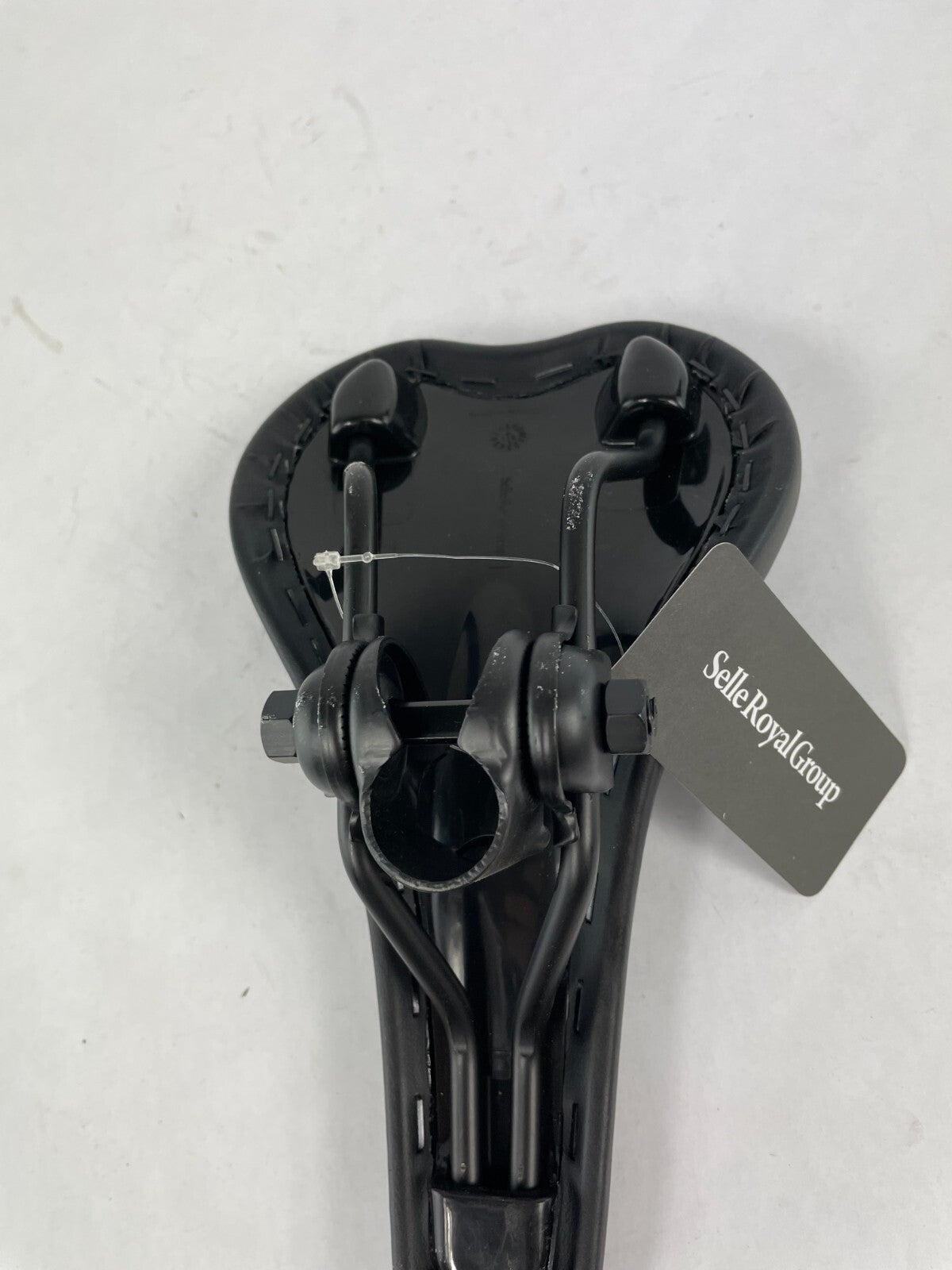 Selle Royal Avenue Athletic Cycling Super Comfortable Bike Seat Black