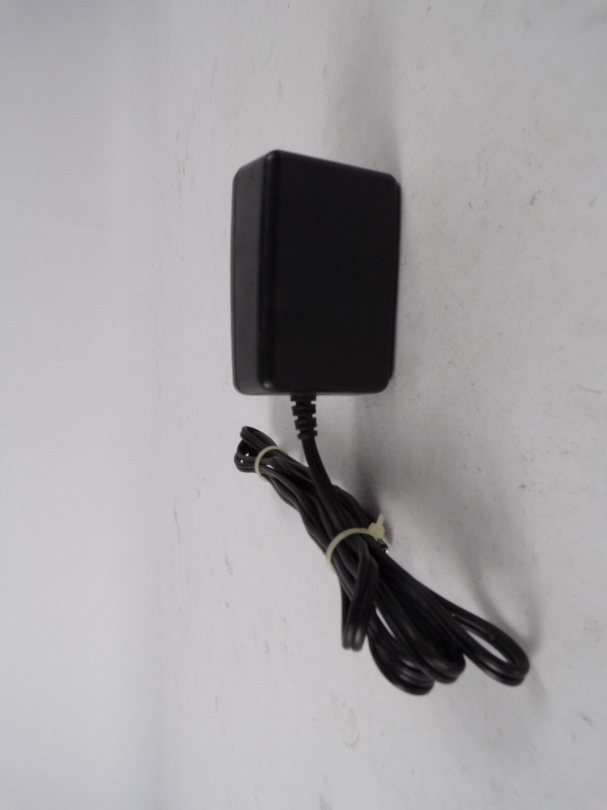 Genuine Linksys MS15-05250-A1D Output 5 V 2.5 A Power Supply Adapter A55