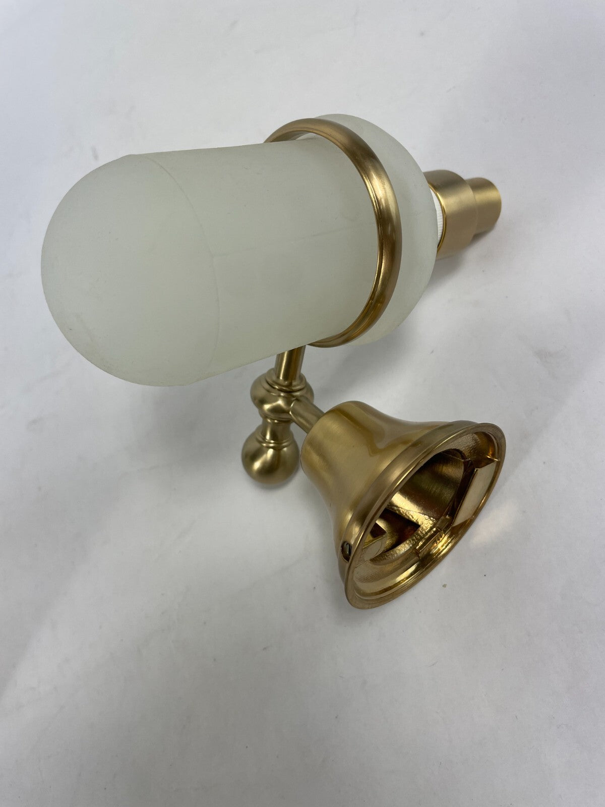 Jado New Classic NCL/CEN Lotion Dispenser-PC Chrome 038144.100